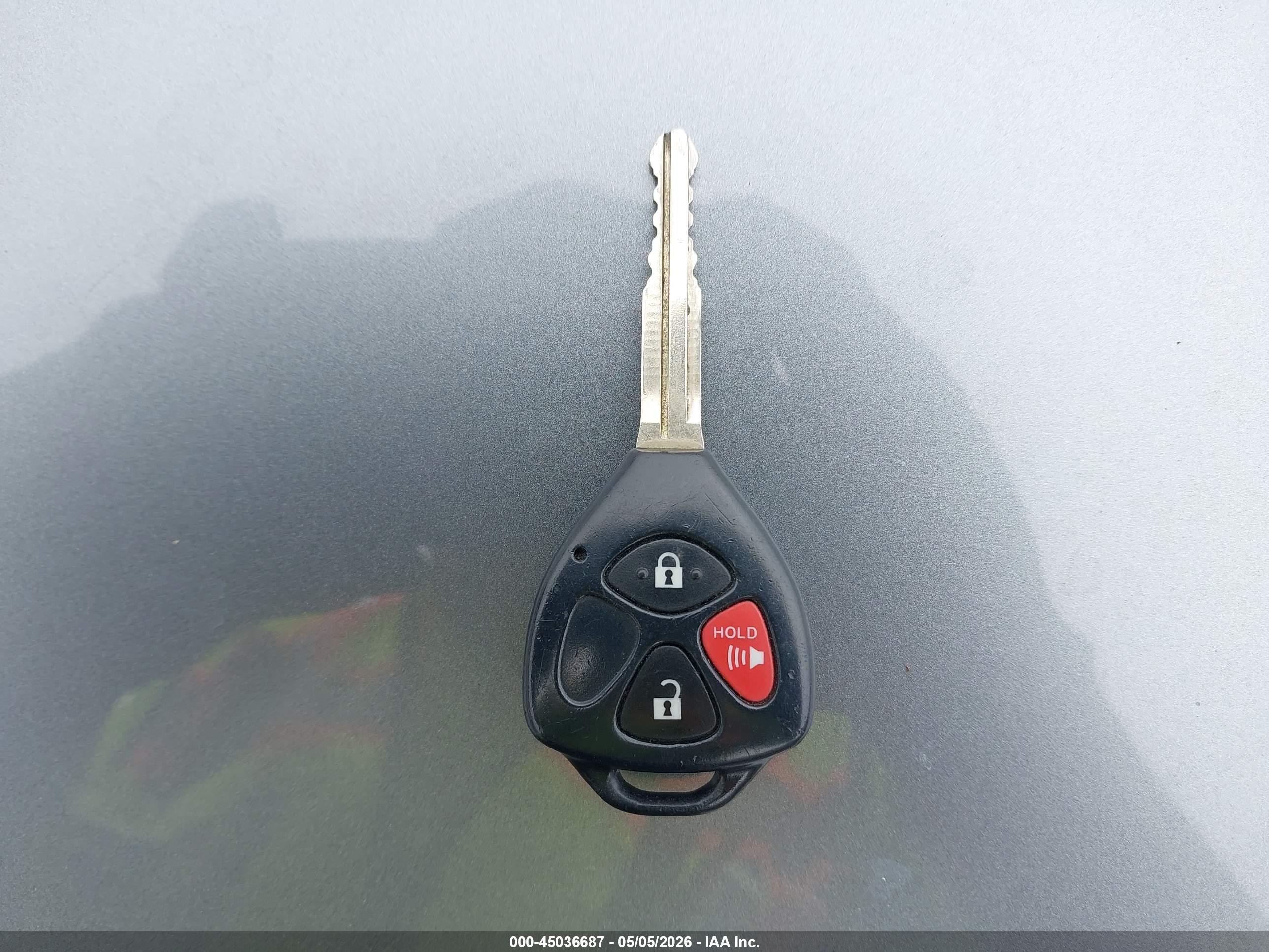 2012 Toyota 4runner Sr5 Red vin: JTEZU5JR8C5038696