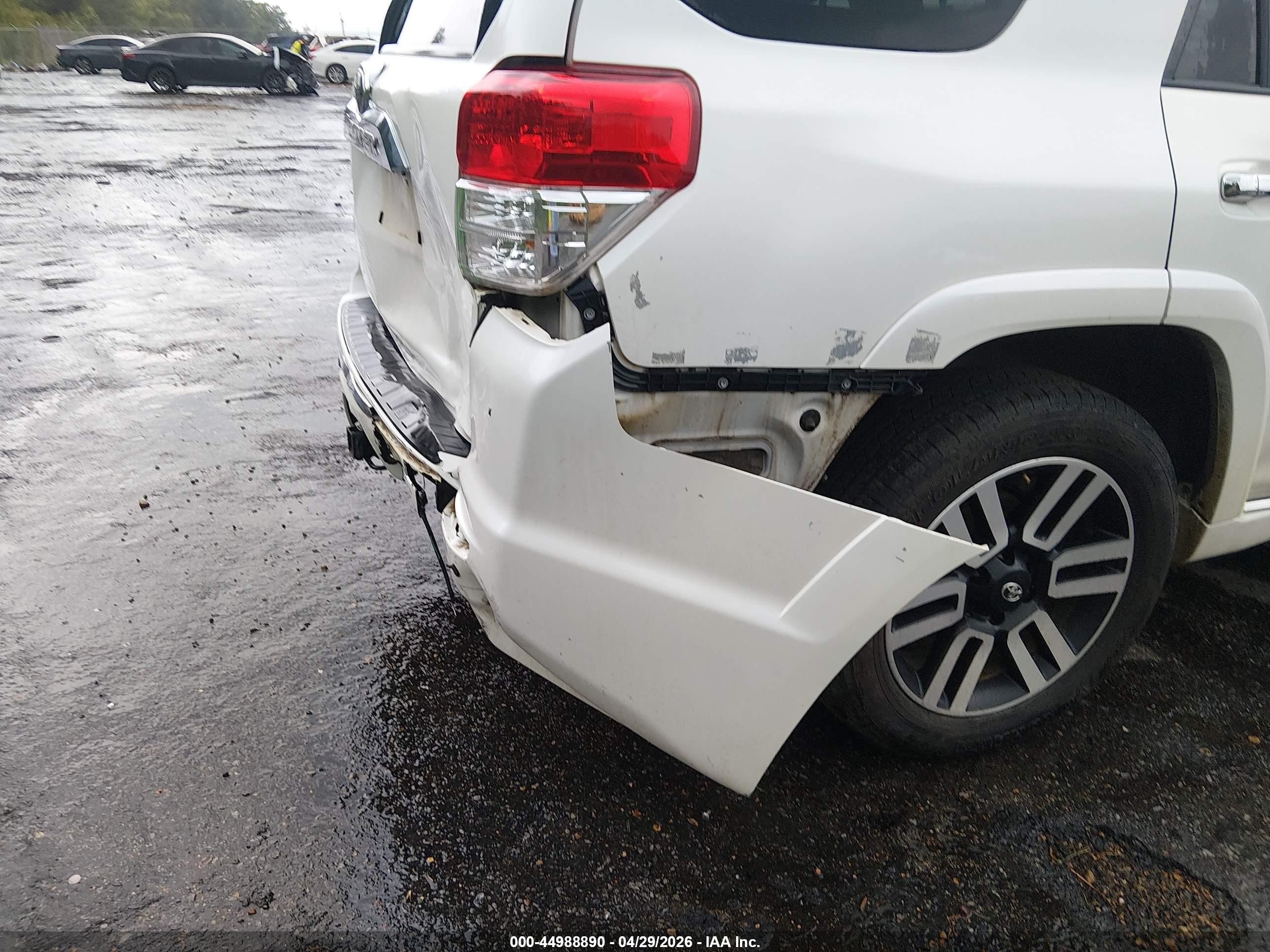 2012 Toyota 4runner Sr5 Белый vin: JTEZU5JR8C5043316