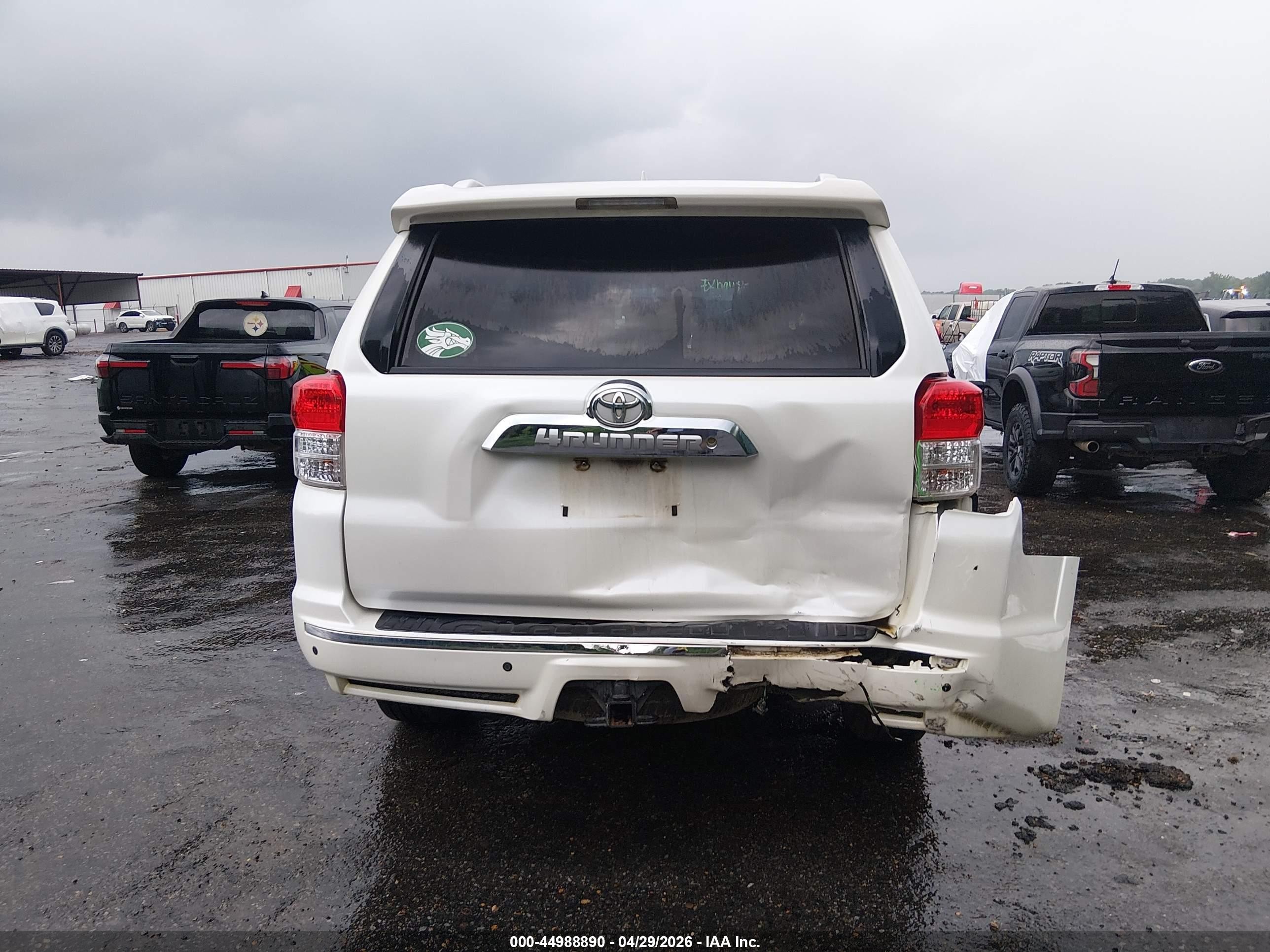 2012 Toyota 4runner Sr5 Белый vin: JTEZU5JR8C5043316