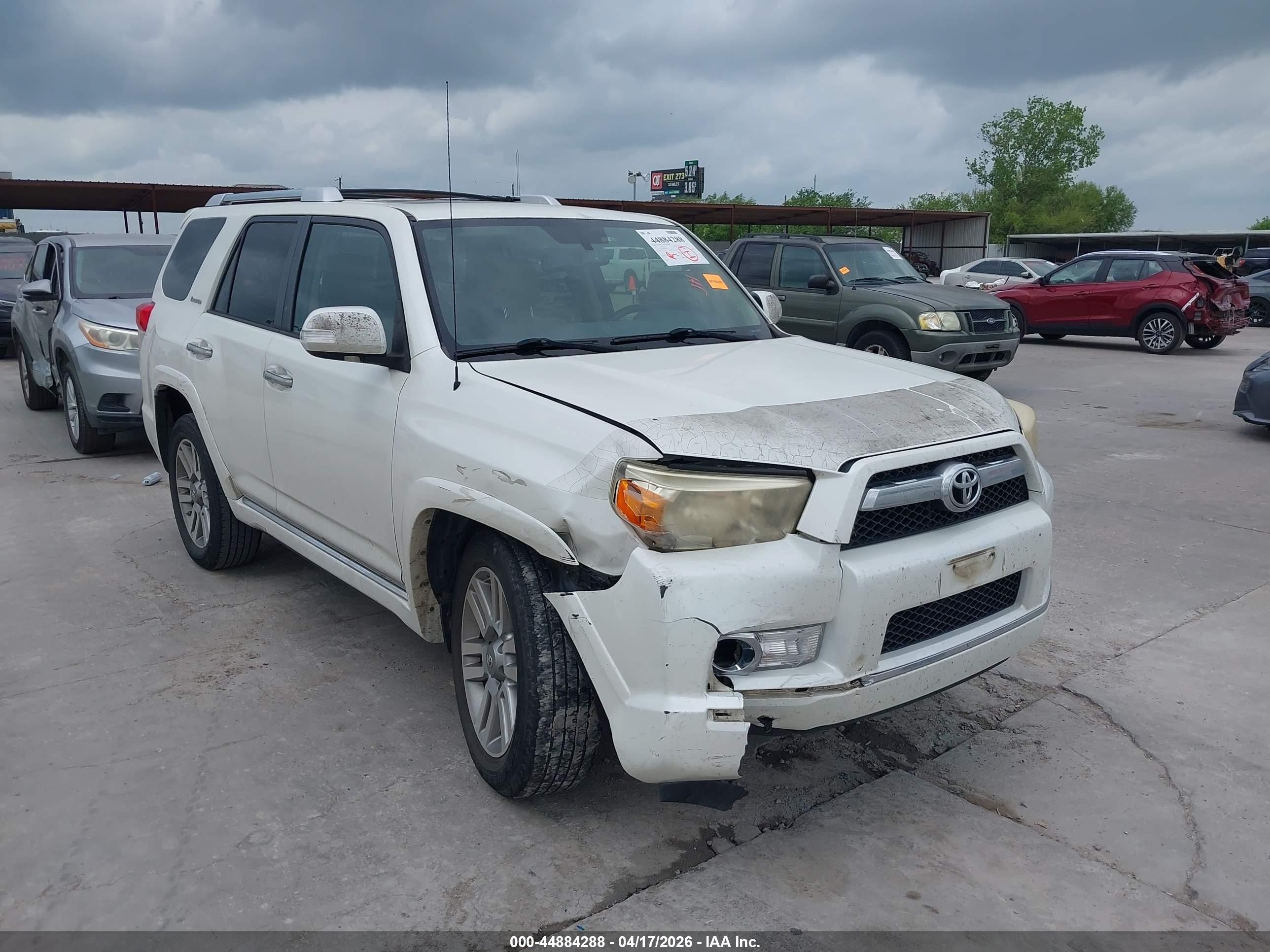 2013 Toyota 4runner Limited White vin: JTEZU5JR8D5046587
