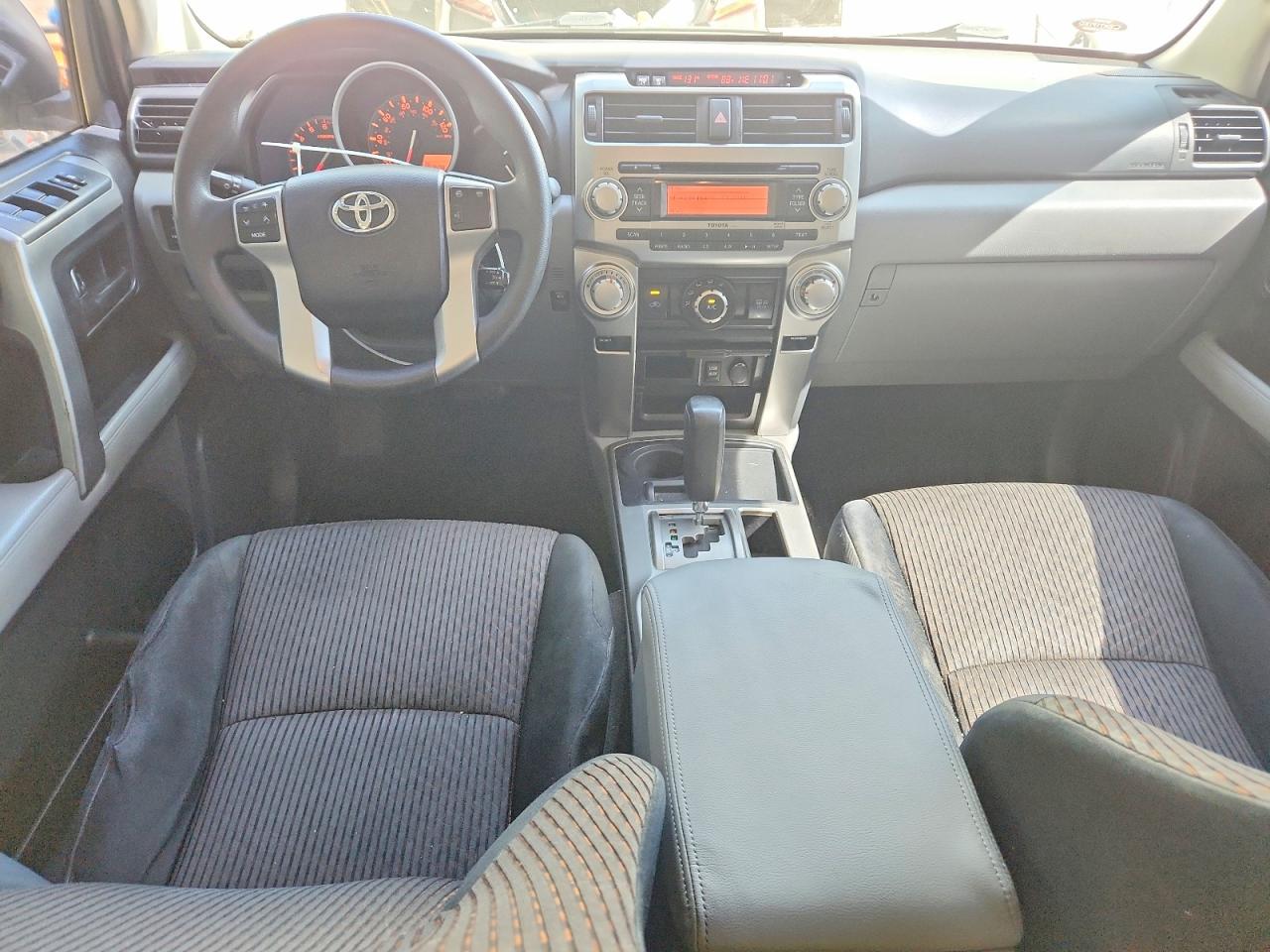 2013 Toyota 4runner Sr5 White vin: JTEZU5JR8D5048355