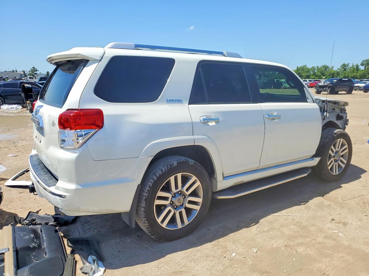 2013 Toyota 4runner Limited White vin: JTEZU5JR8D5054687