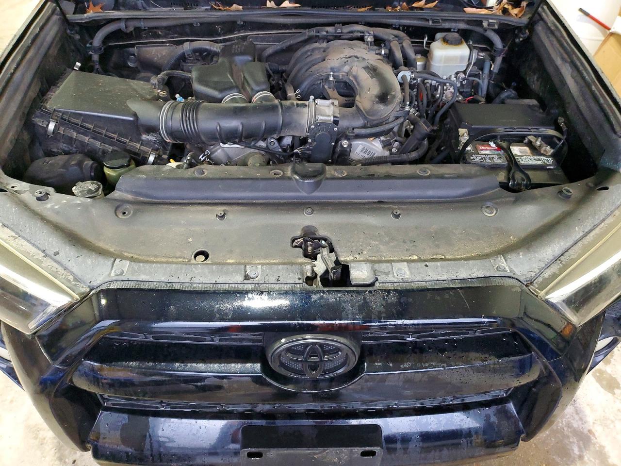 2015 Toyota 4runner Sr5 Black vin: JTEZU5JR8F5084985