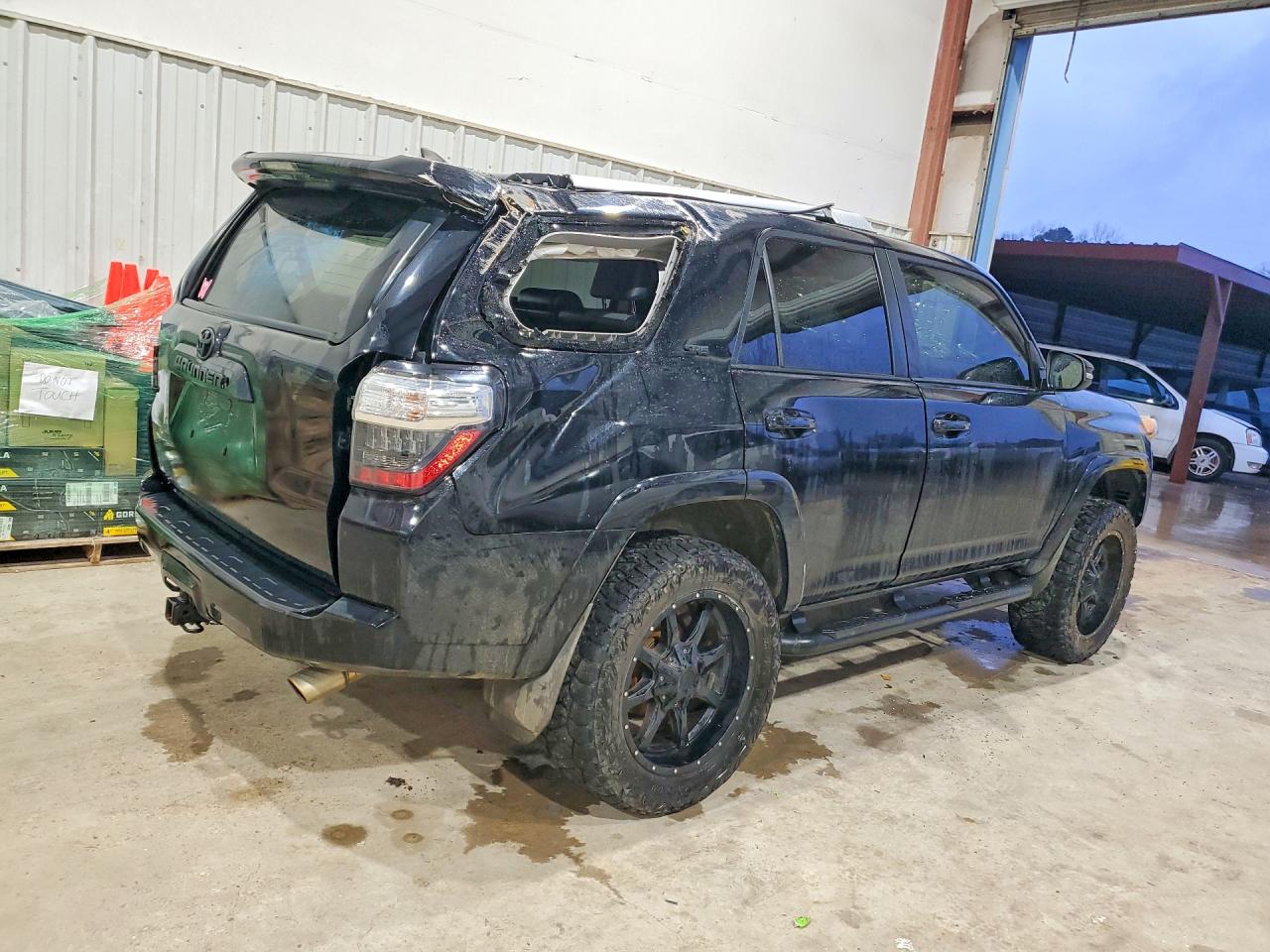 2015 Toyota 4runner Sr5 Black vin: JTEZU5JR8F5084985