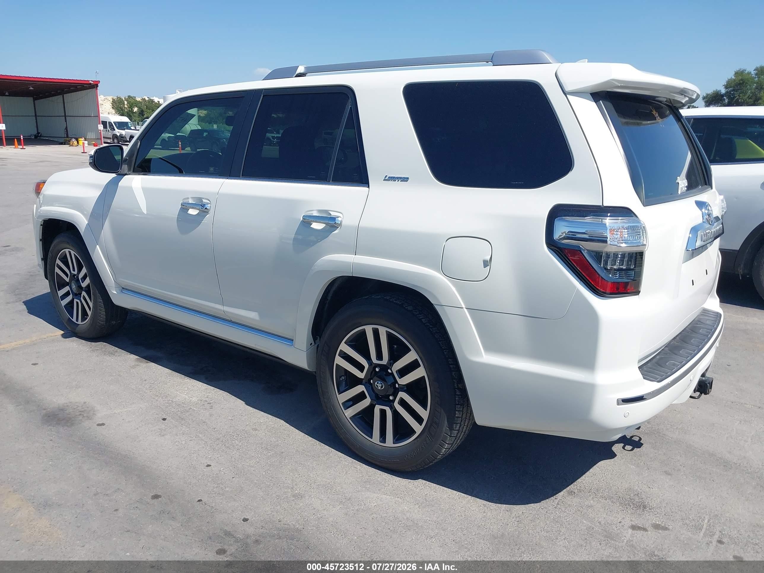 2015 Toyota 4runner Limited White vin: JTEZU5JR8F5085750