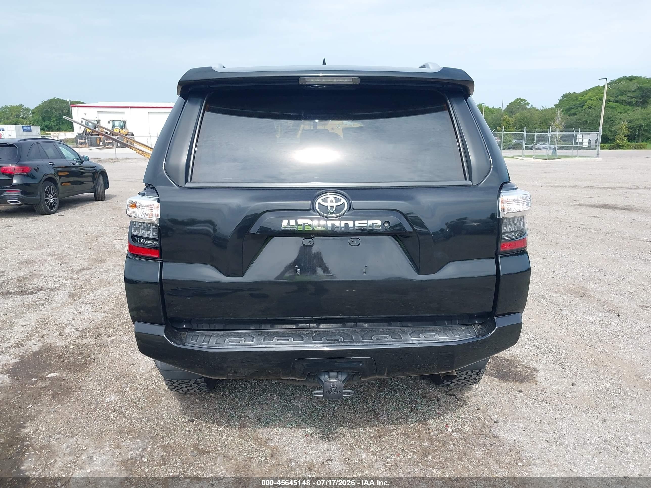 2014 Toyota 4runner Sr5 Black vin: JTEZU5JR9E5073749