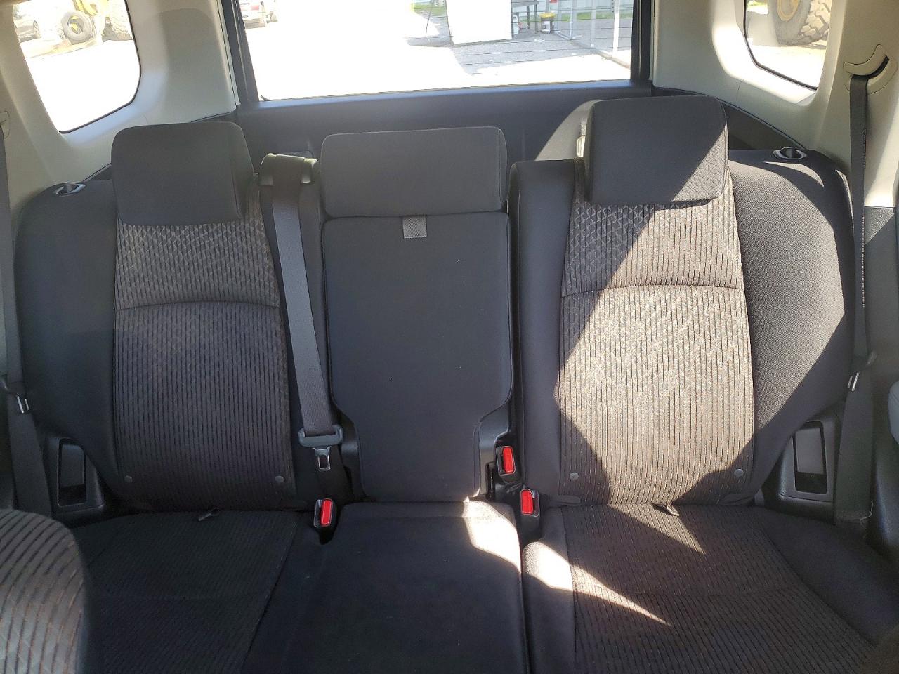 2010 Toyota 4runner Sr5 White vin: JTEZU5JRXA5000576