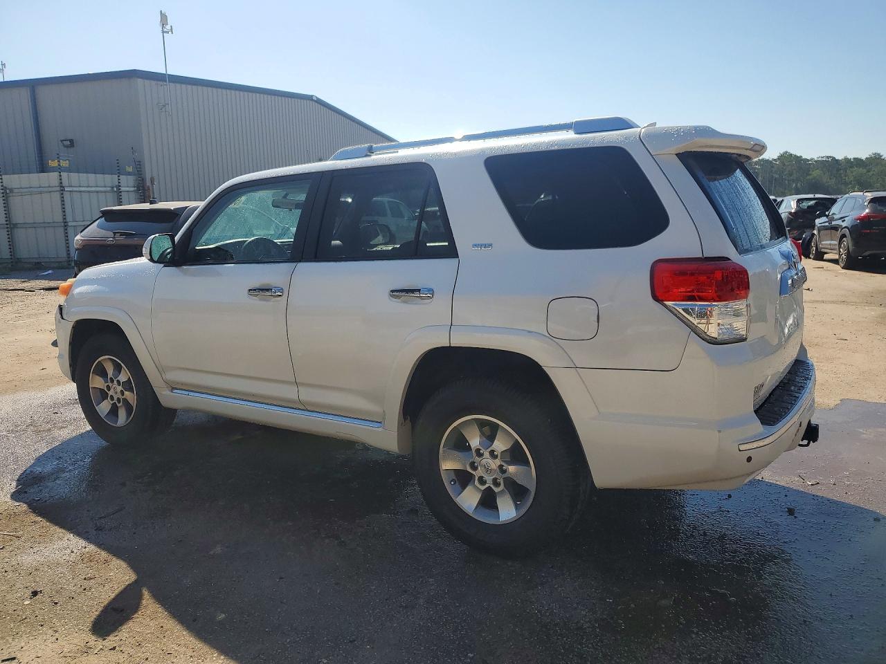 2010 Toyota 4runner Sr5 White vin: JTEZU5JRXA5000576