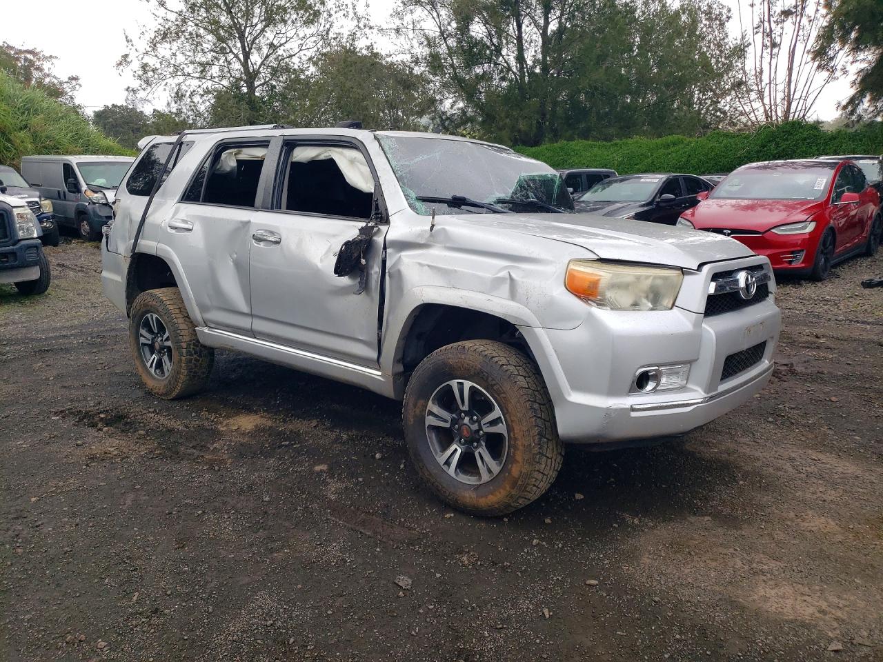 2011 Toyota 4runner Sr5 Серебряный vin: JTEZU5JRXB5019968