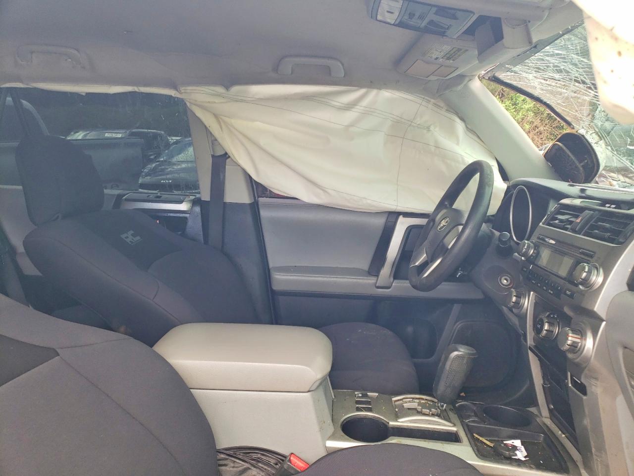 2011 Toyota 4runner Sr5 Серебряный vin: JTEZU5JRXB5019968