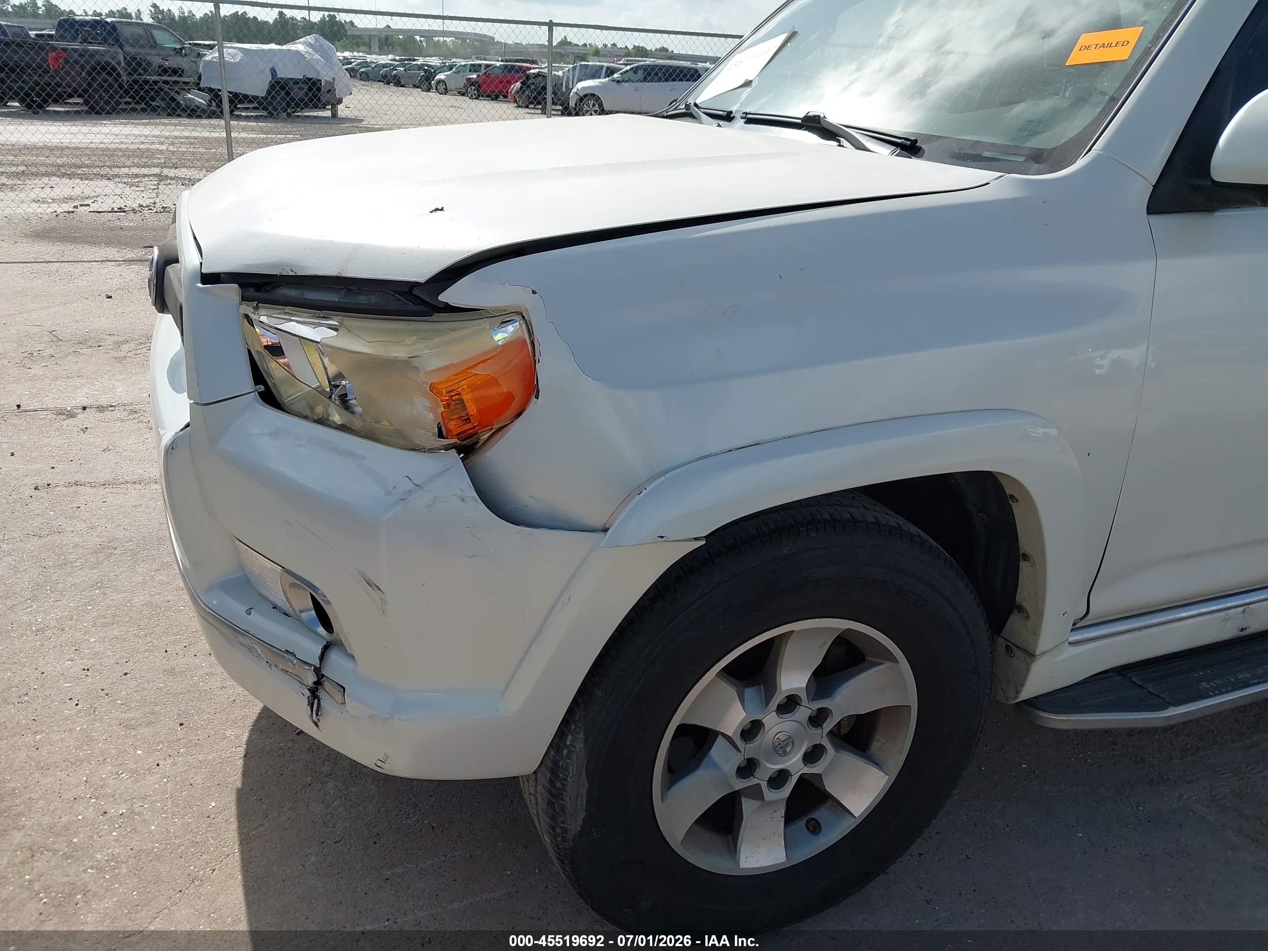 2012 Toyota 4runner Sr5 White vin: JTEZU5JRXC5038795