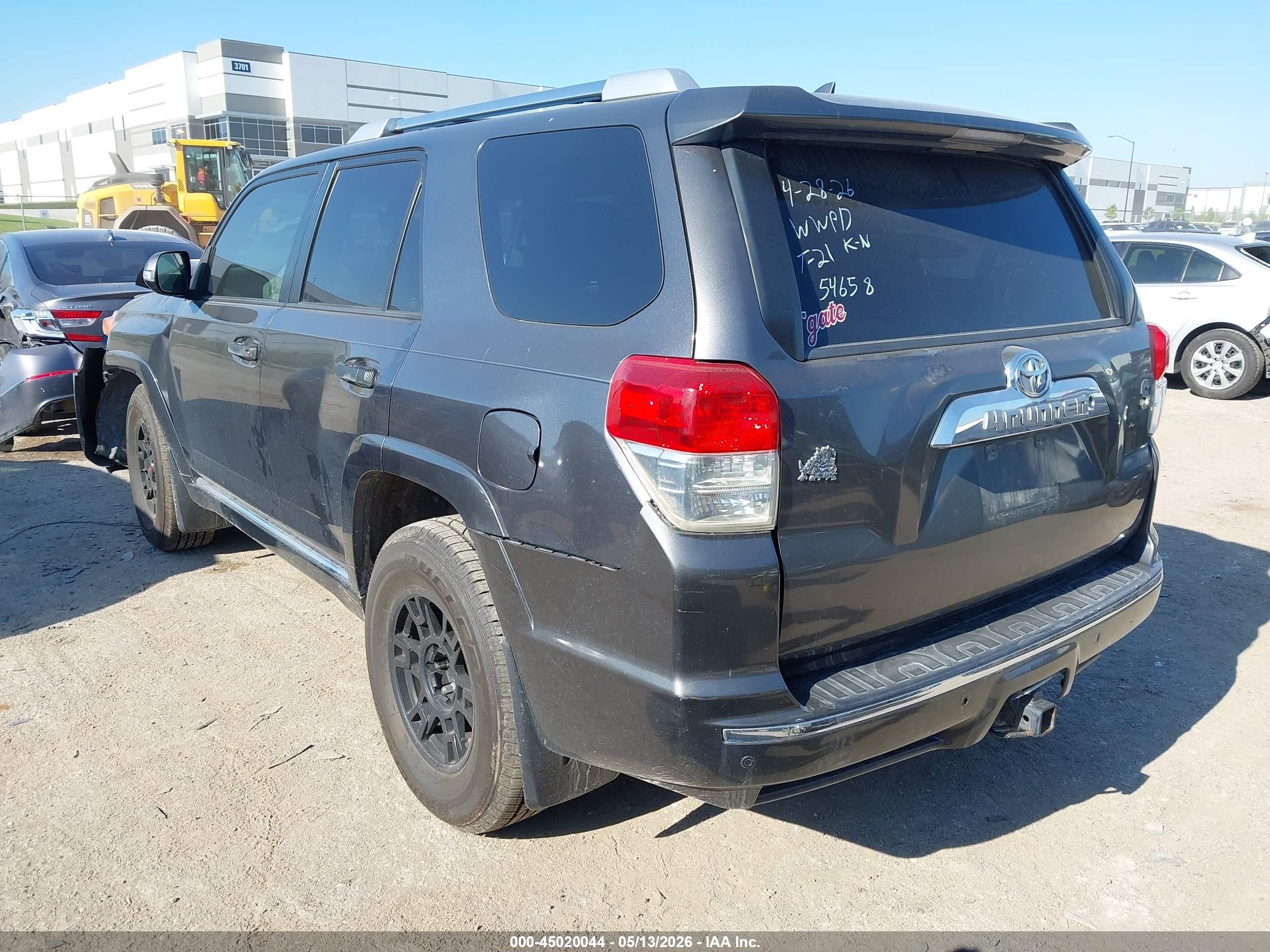 2012 Toyota 4runner Sr5 Серый vin: JTEZU5JRXC5040739