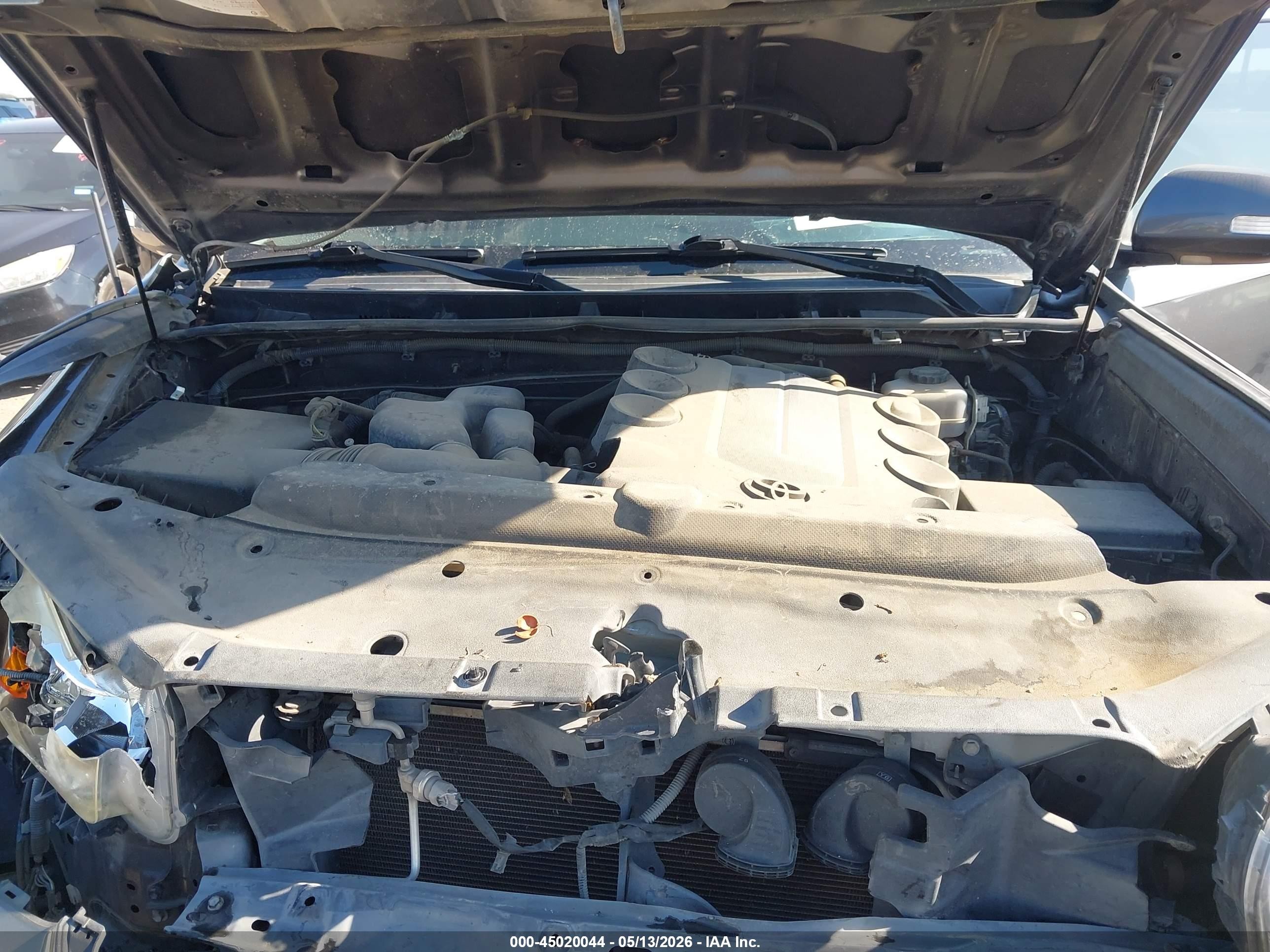 2012 Toyota 4runner Sr5 Серый vin: JTEZU5JRXC5040739