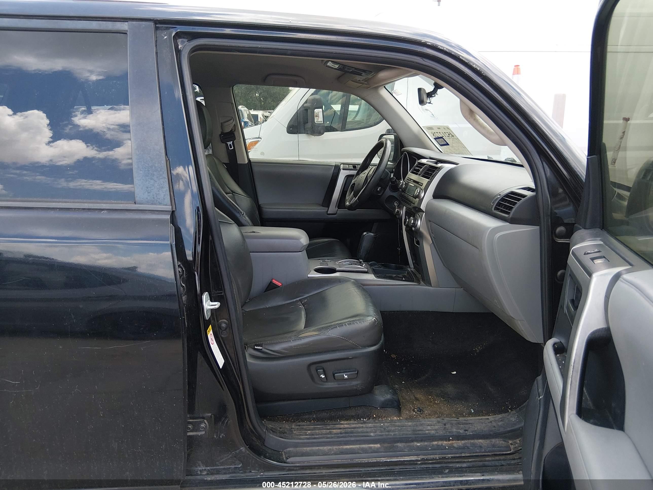 2013 Toyota 4runner Sr5 Black vin: JTEZU5JRXD5049894
