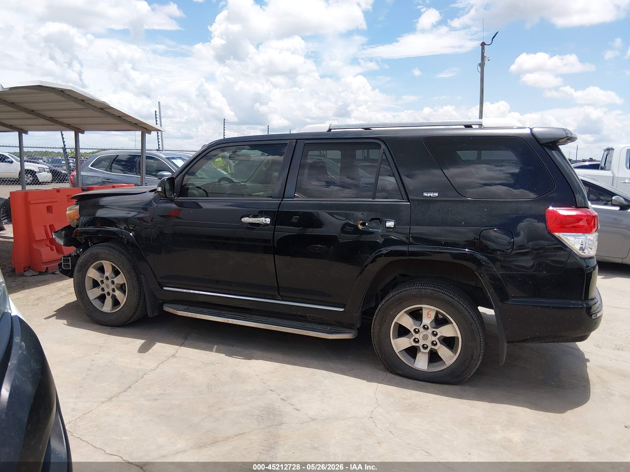 2013 Toyota 4runner Sr5 Black vin: JTEZU5JRXD5049894