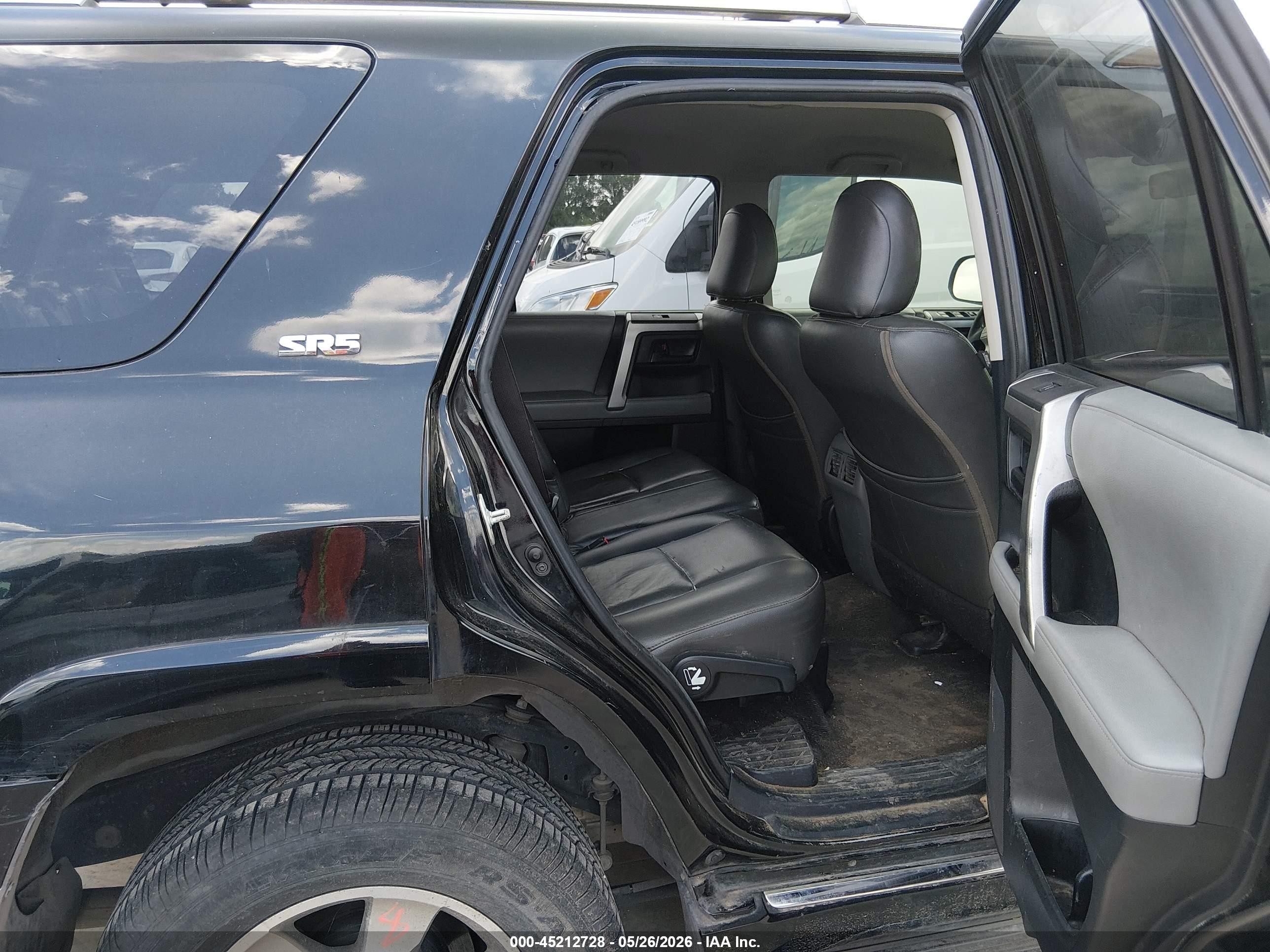 2013 Toyota 4runner Sr5 Black vin: JTEZU5JRXD5049894