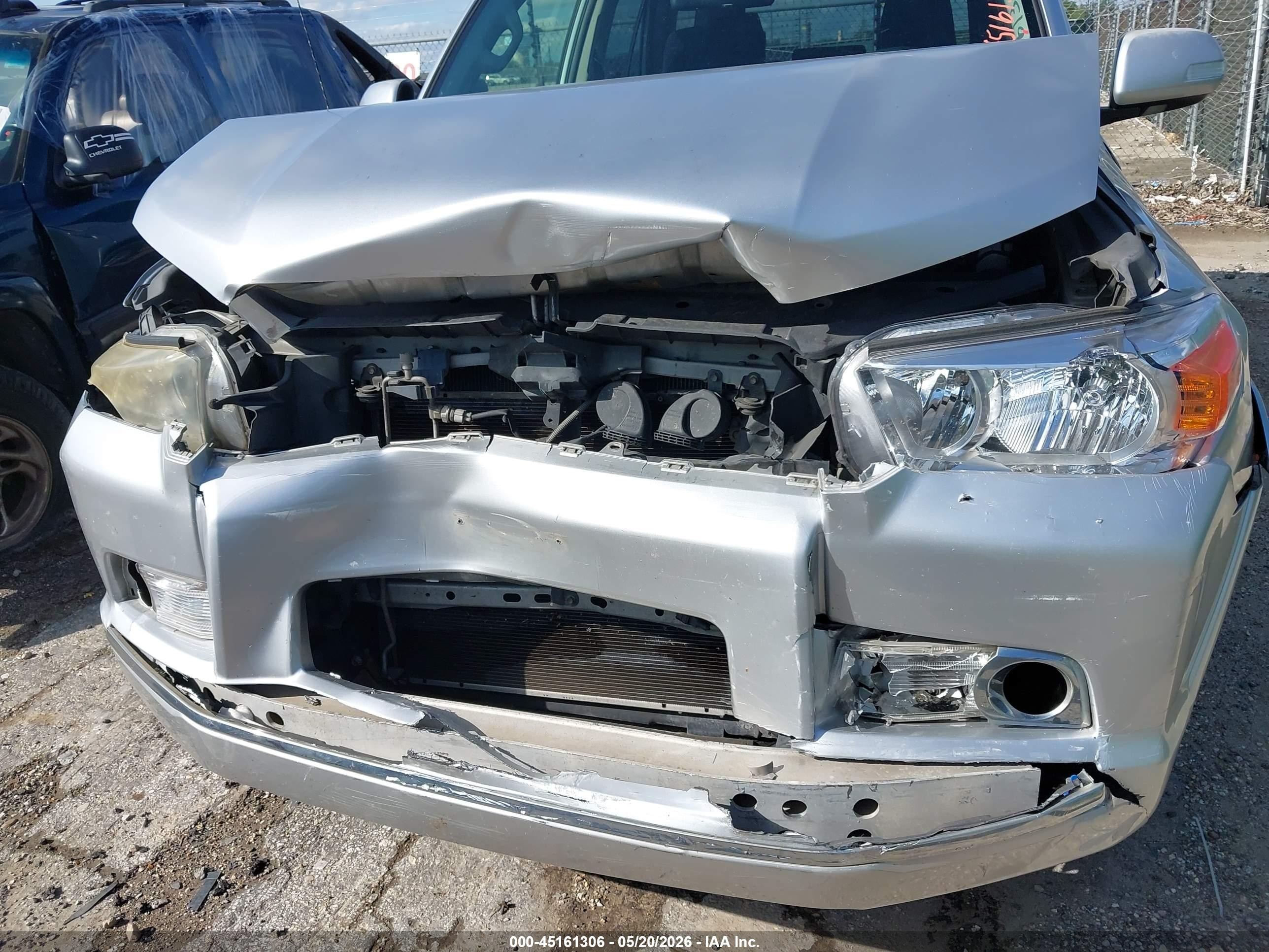 2013 Toyota 4runner Sr5 Silver vin: JTEZU5JRXD5051256