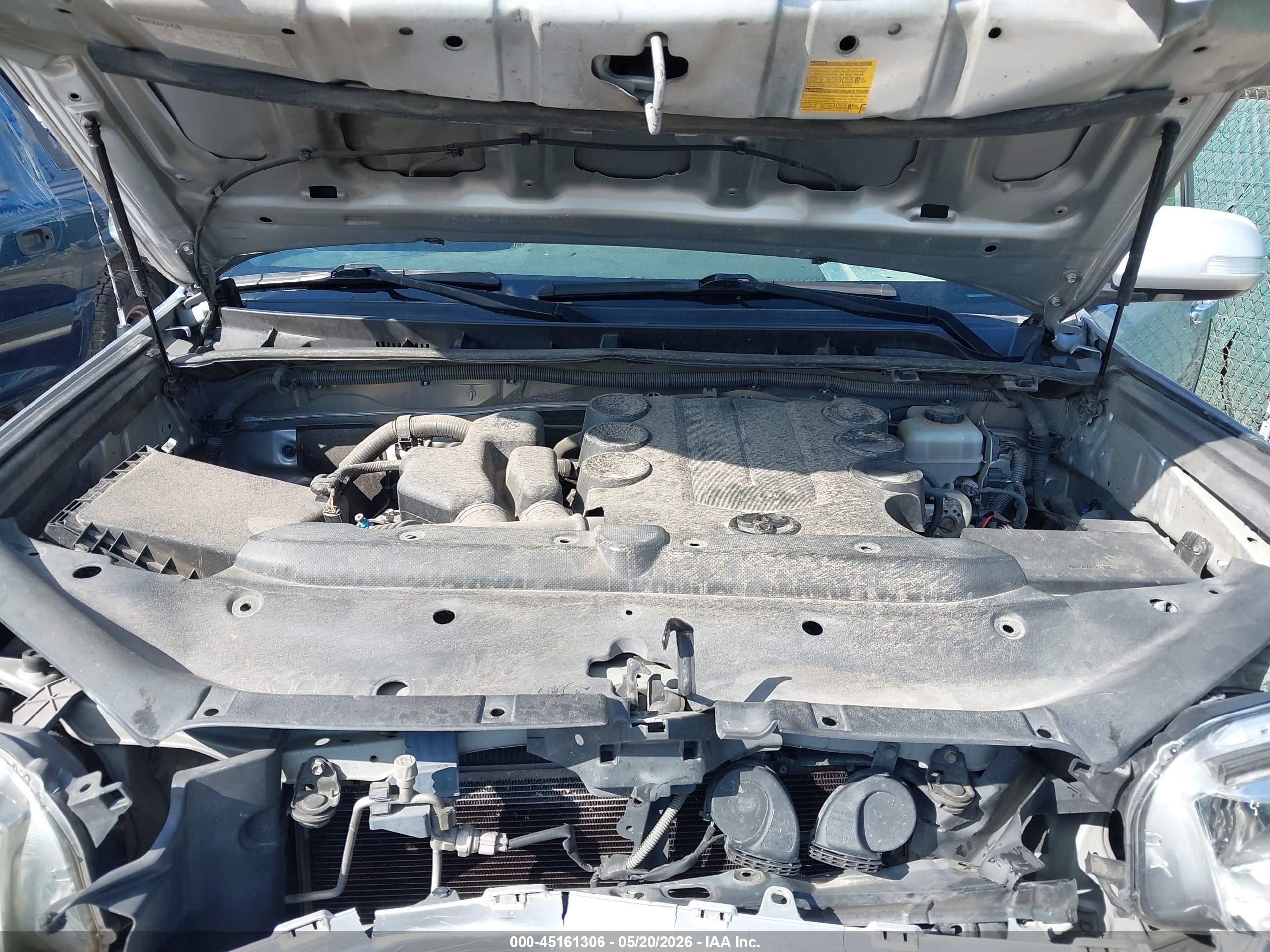 2013 Toyota 4runner Sr5 Silver vin: JTEZU5JRXD5051256