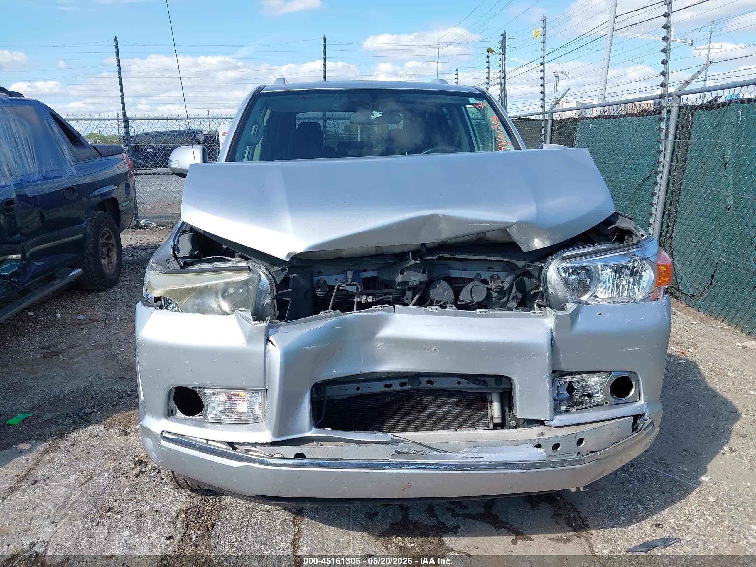 2013 Toyota 4runner Sr5 Silver vin: JTEZU5JRXD5051256