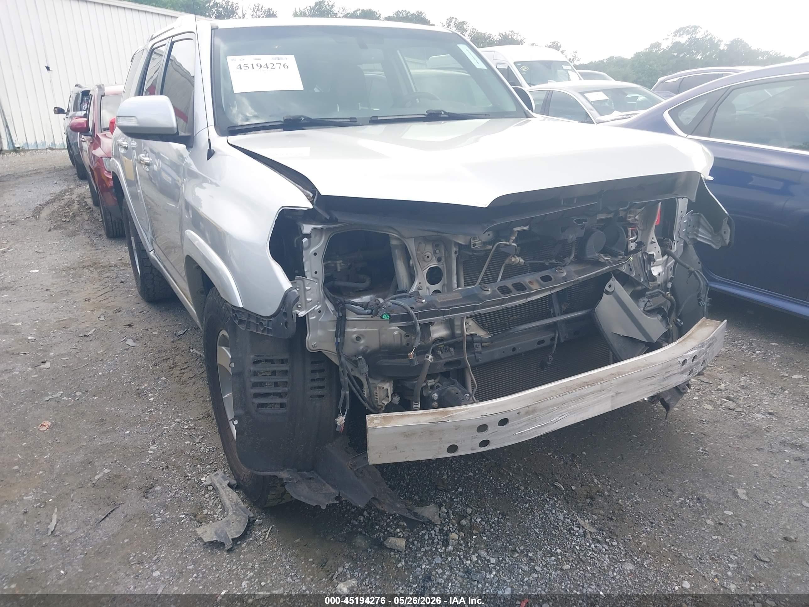 2013 Toyota 4runner Sr5 Silver vin: JTEZU5JRXD5061978