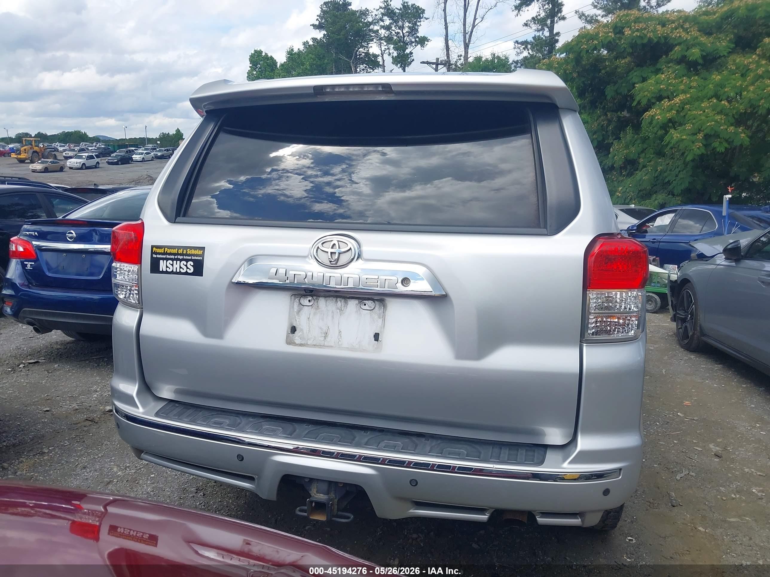 2013 Toyota 4runner Sr5 Silver vin: JTEZU5JRXD5061978