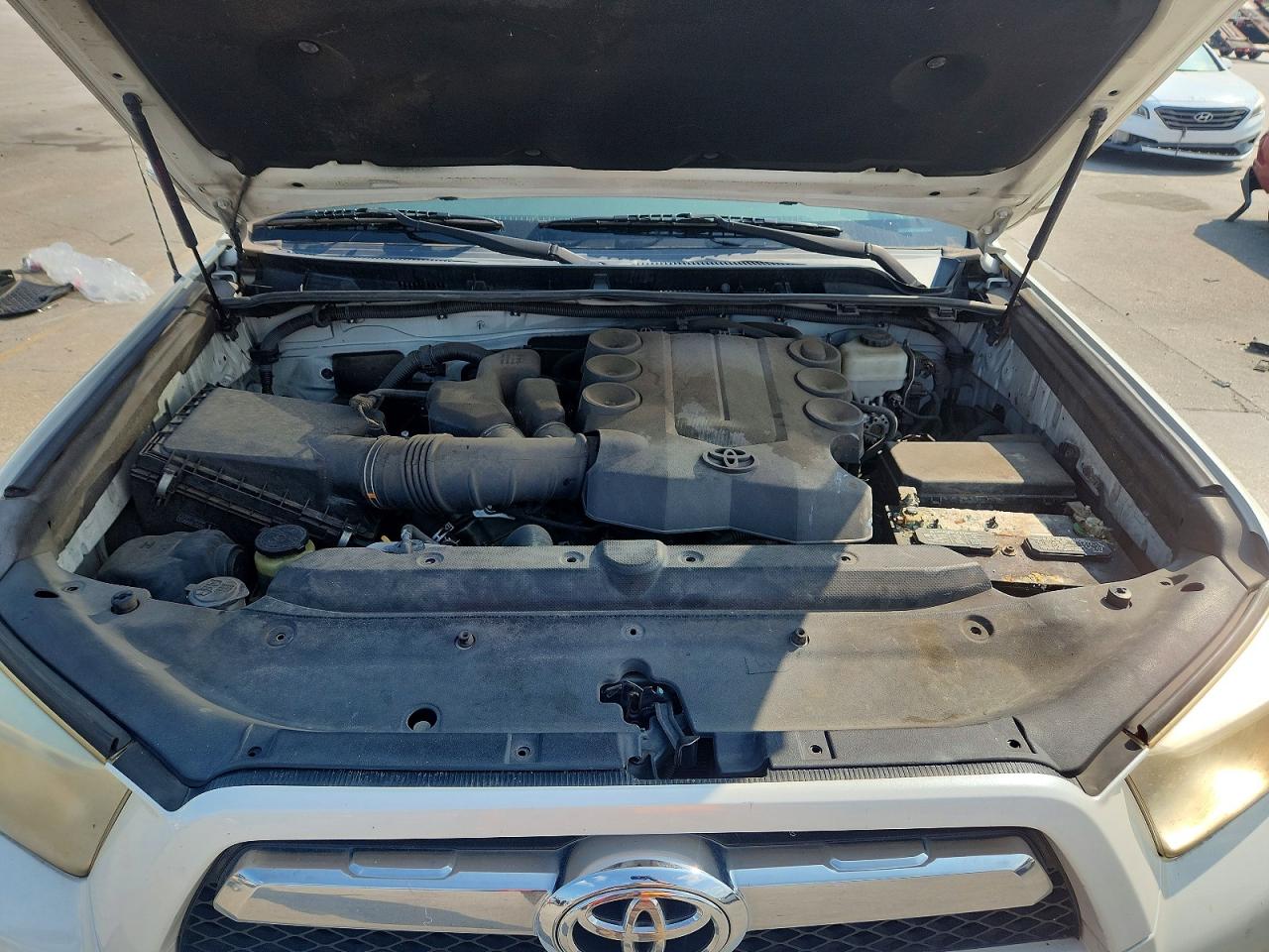 2013 Toyota 4runner Limited White vin: JTEZU5JRXD5062256