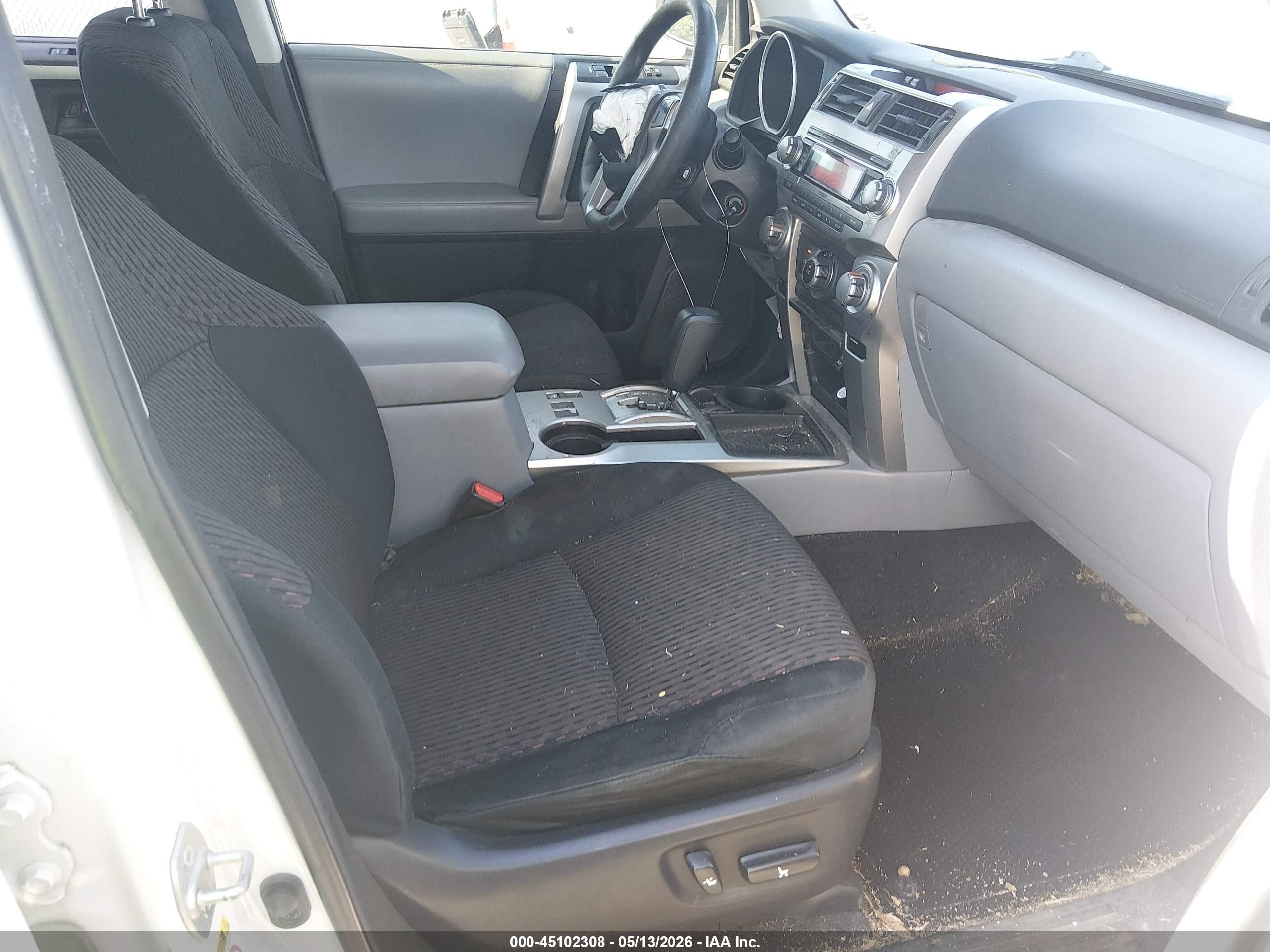 2013 Toyota 4runner Sr5 Белый vin: JTEZU5JRXD5063956