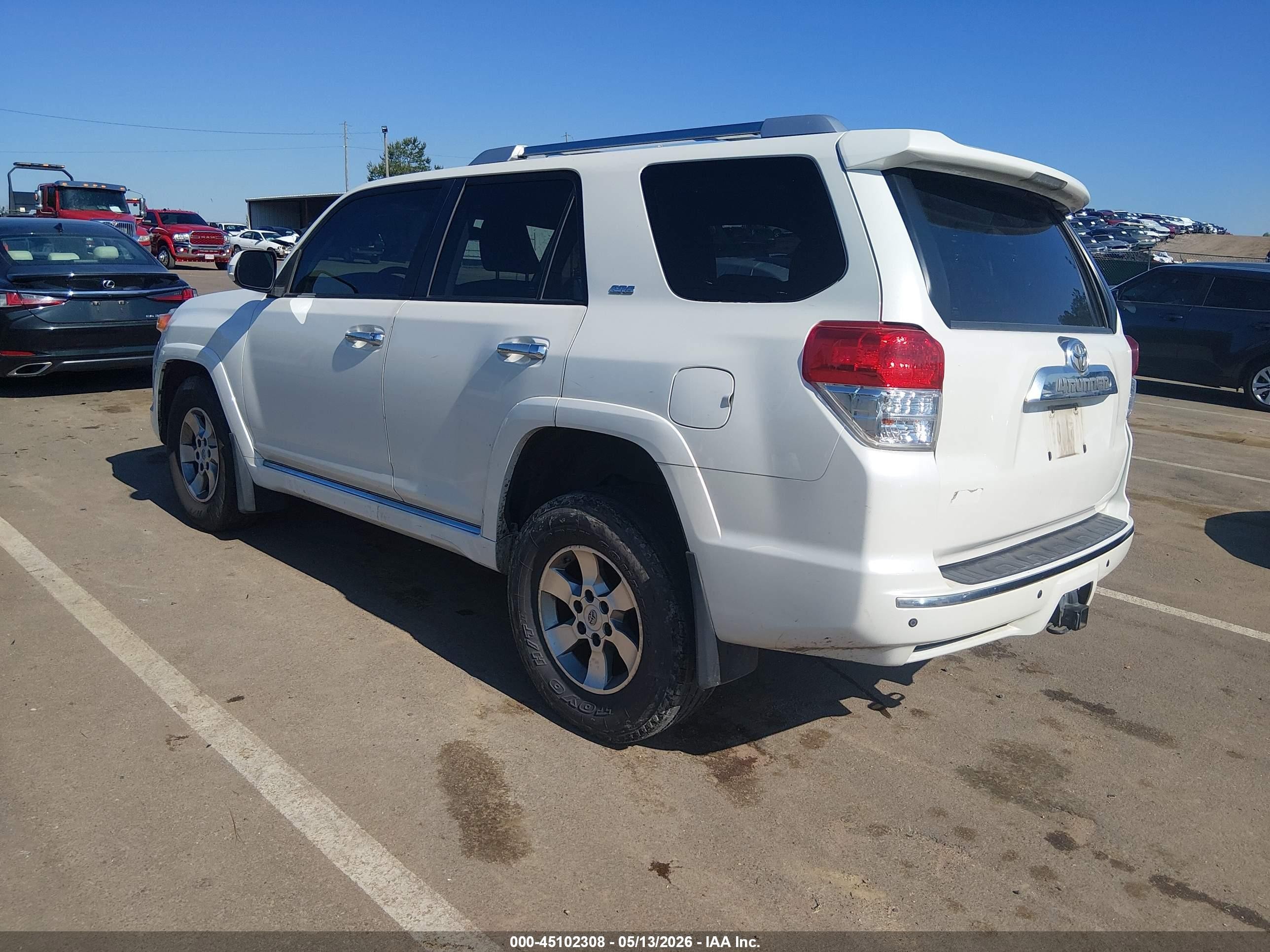 2013 Toyota 4runner Sr5 Белый vin: JTEZU5JRXD5063956