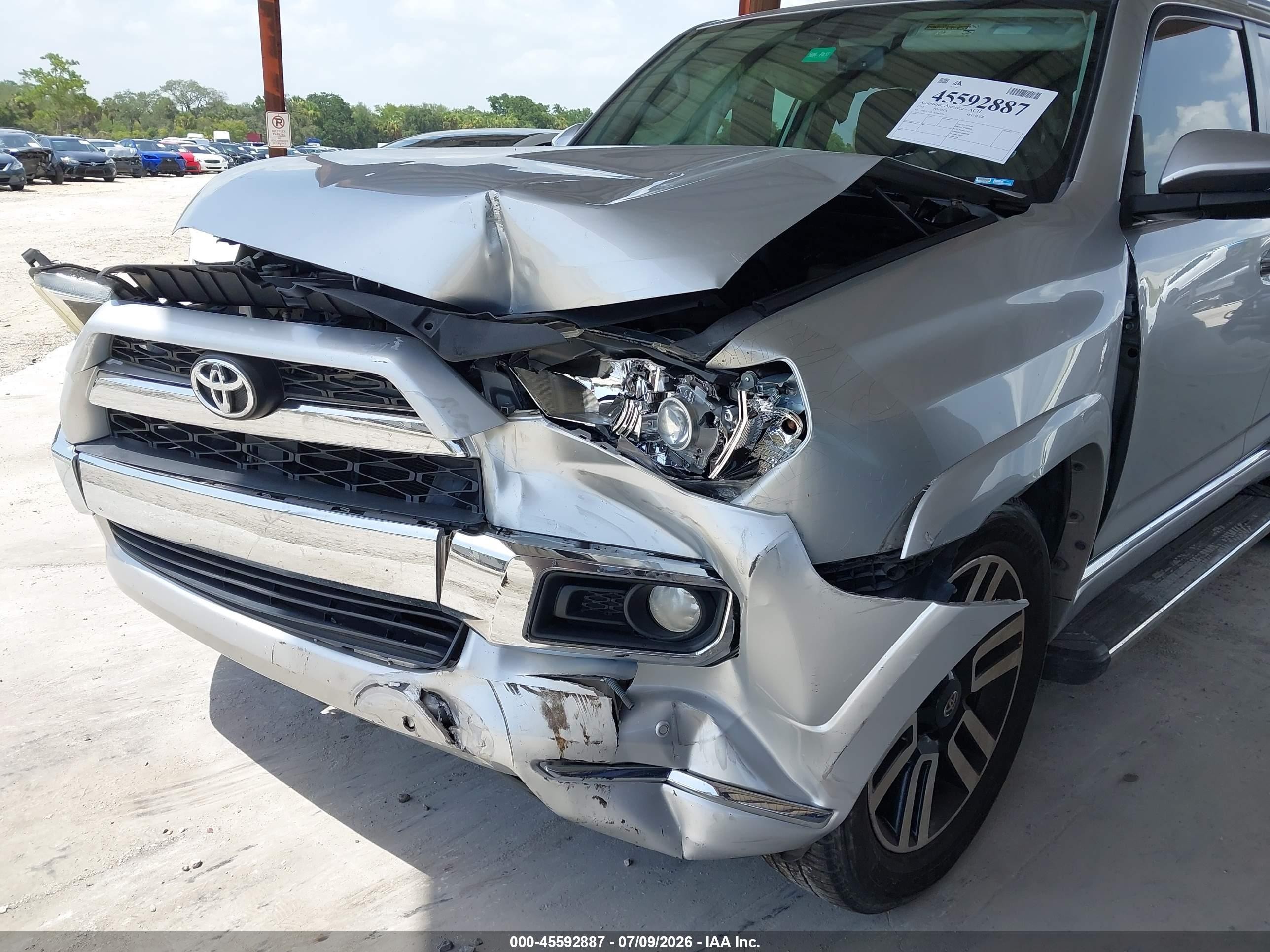 2014 Toyota 4runner Limited Silver vin: JTEZU5JRXE5065756