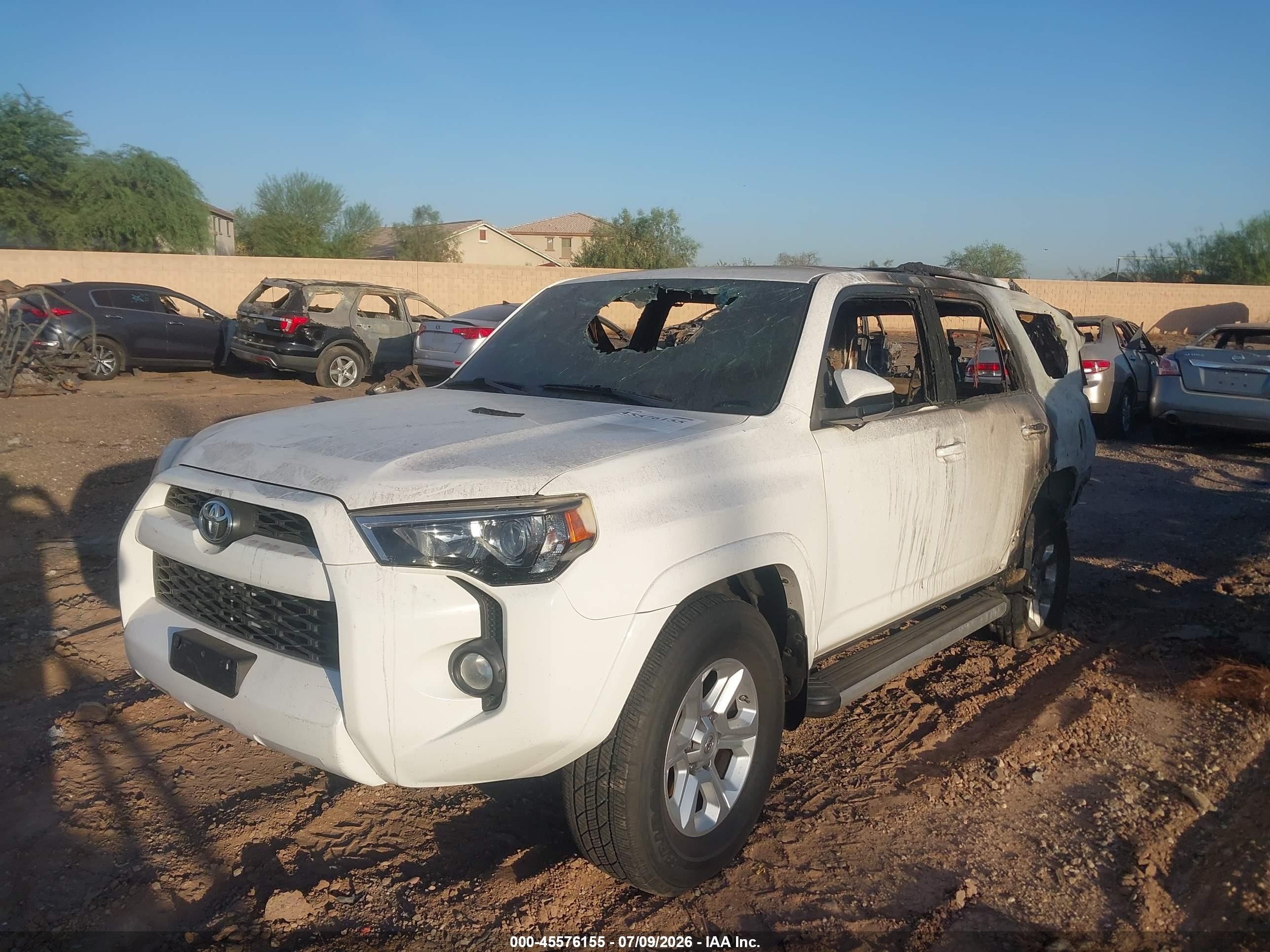 2015 Toyota 4runner Sr5 White vin: JTEZU5JRXF5107019