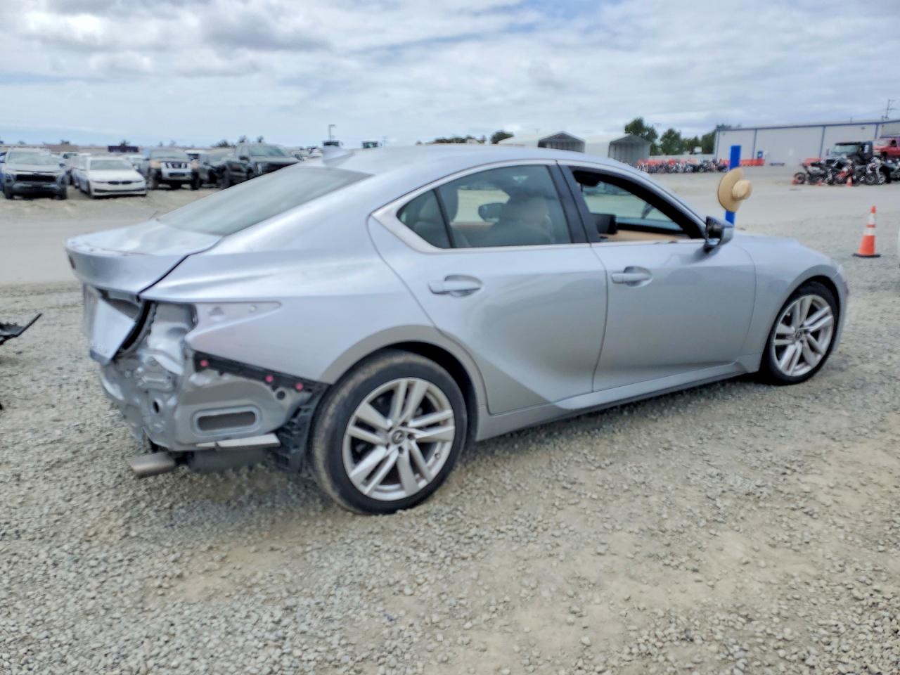 2022 Lexus Is 300 Silver vin: JTHAA1D26N5121076