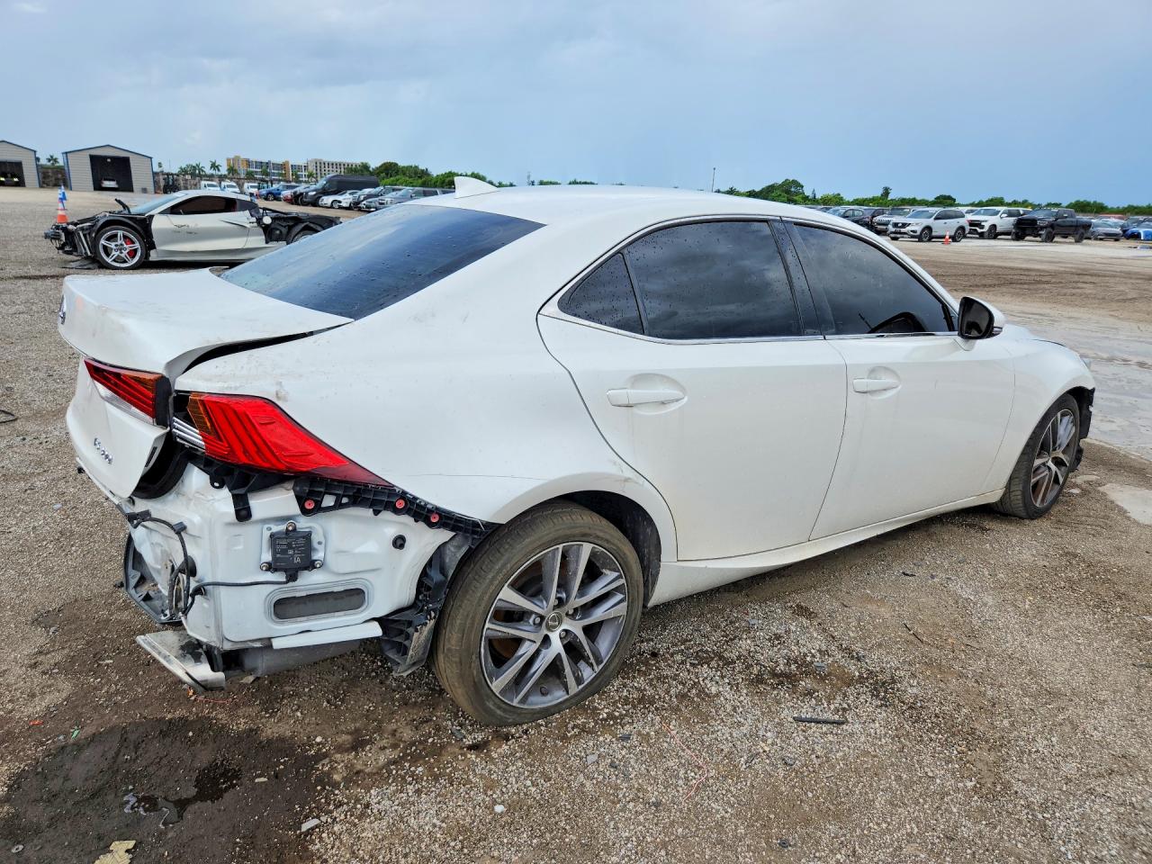 2020 Lexus Is 300 White vin: JTHAA1D2XL5108425