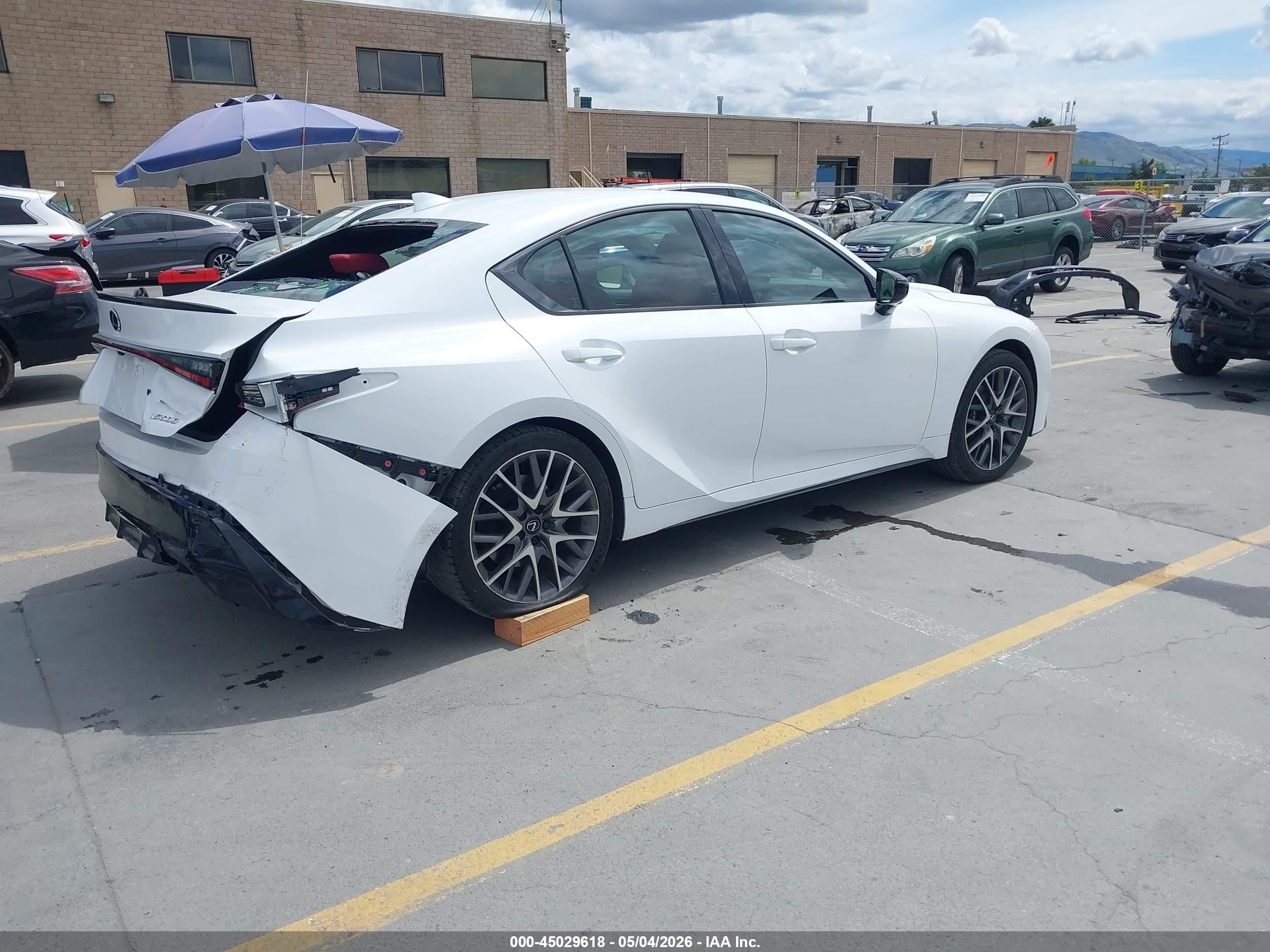 2024 Lexus Is 500 F Sport Performance Premium White vin: JTHAP1D21R5005448