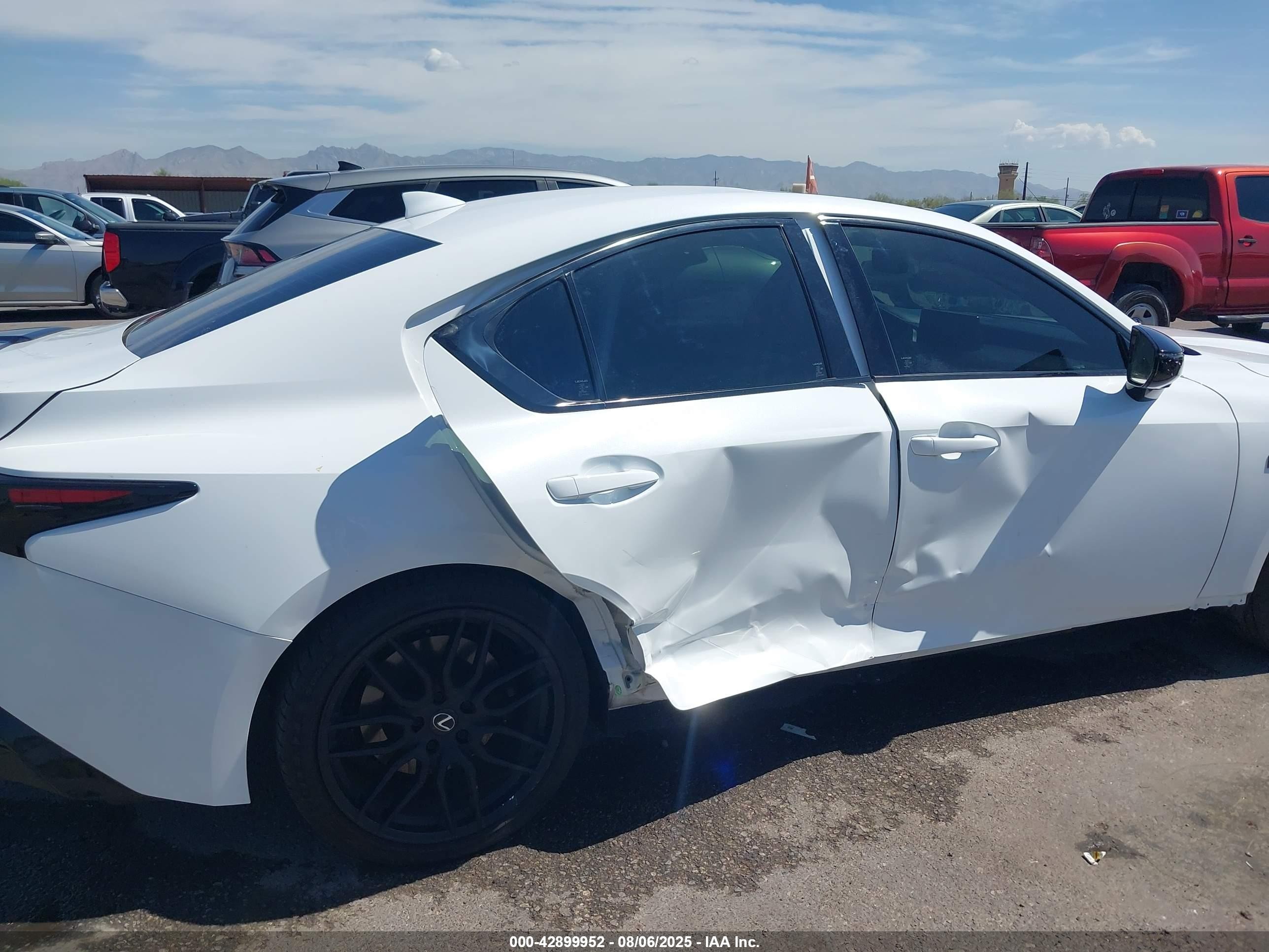 2024 Lexus Is 500 F Sport Performance Premium White vin: JTHAP1D24R5005427