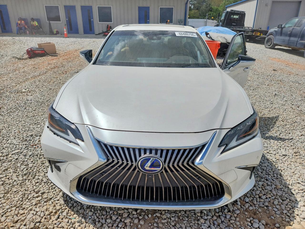 2019 Lexus Es 300h Ultra Luxury White vin: JTHB21B14K2044507
