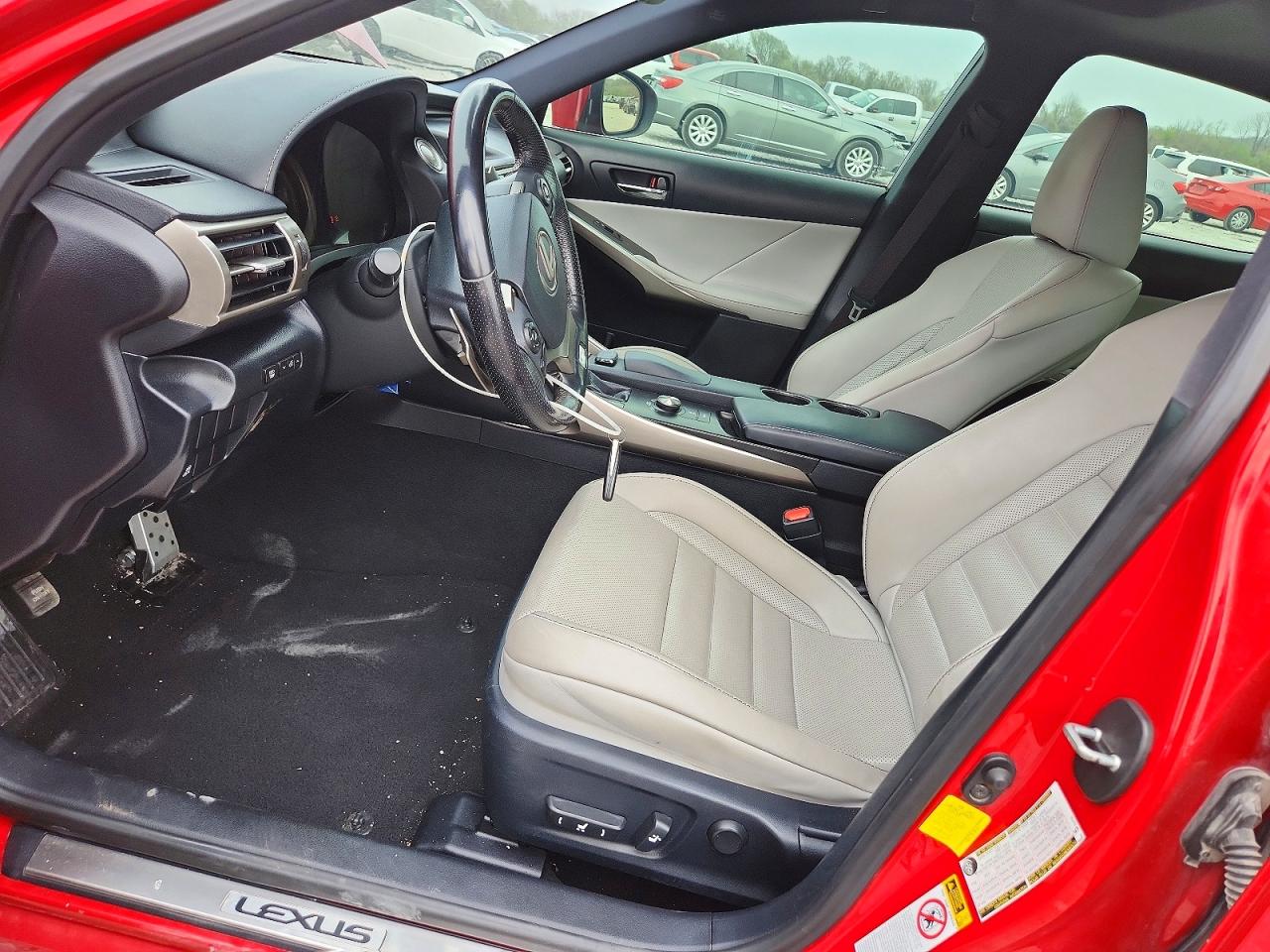 2016 Lexus Is 200t Base Red vin: JTHBA1D20G5014631