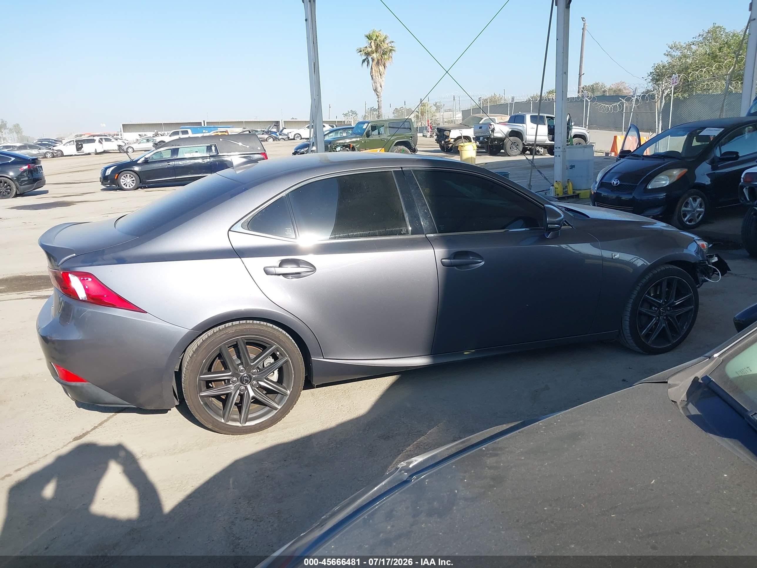 2016 Lexus Is 200t   Серый vin: JTHBA1D20G5029629