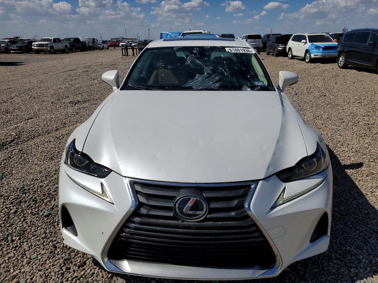 2017 Lexus Is 200t White vin: JTHBA1D20H5052166