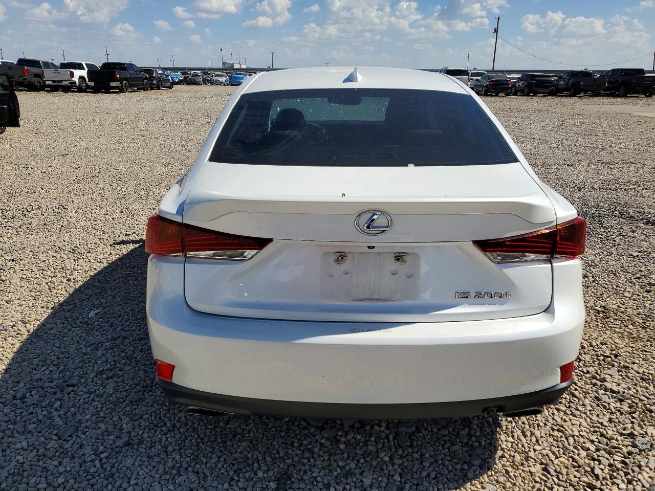 2017 Lexus Is 200t White vin: JTHBA1D20H5052166