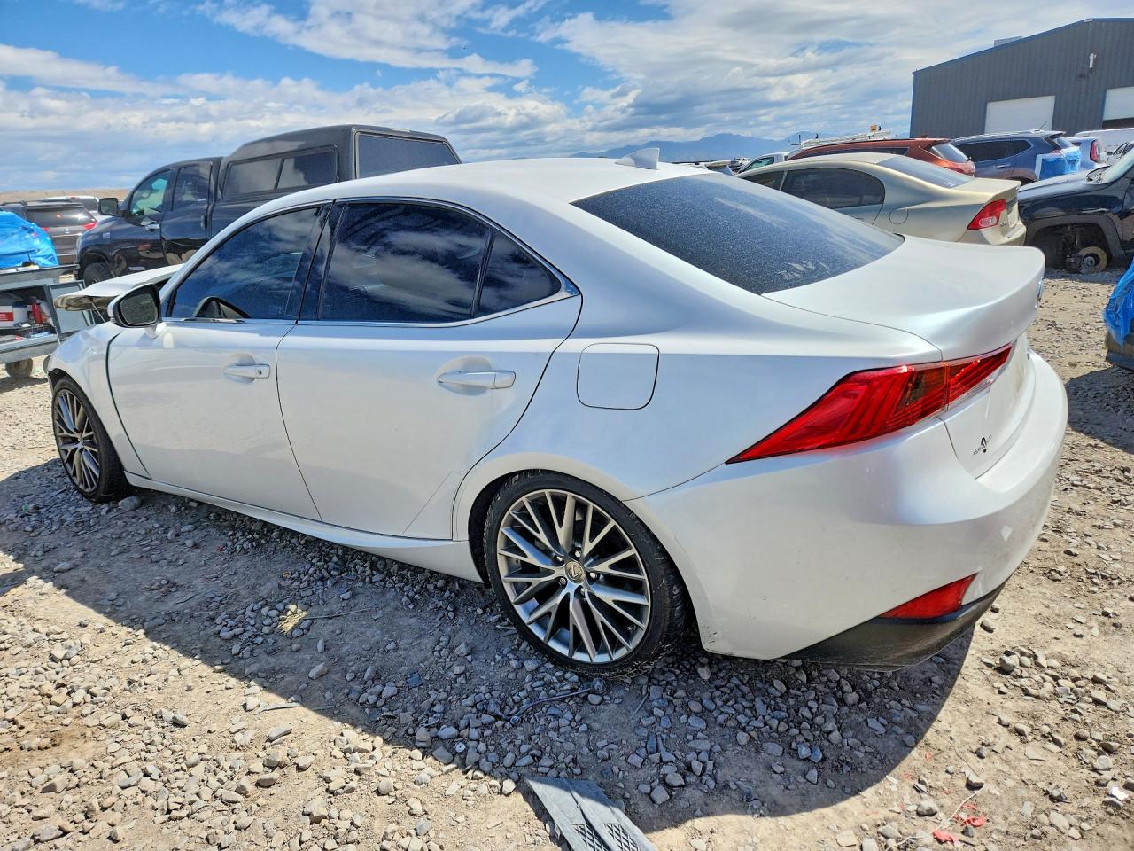 2018 Lexus Is 300 White vin: JTHBA1D20J5067076
