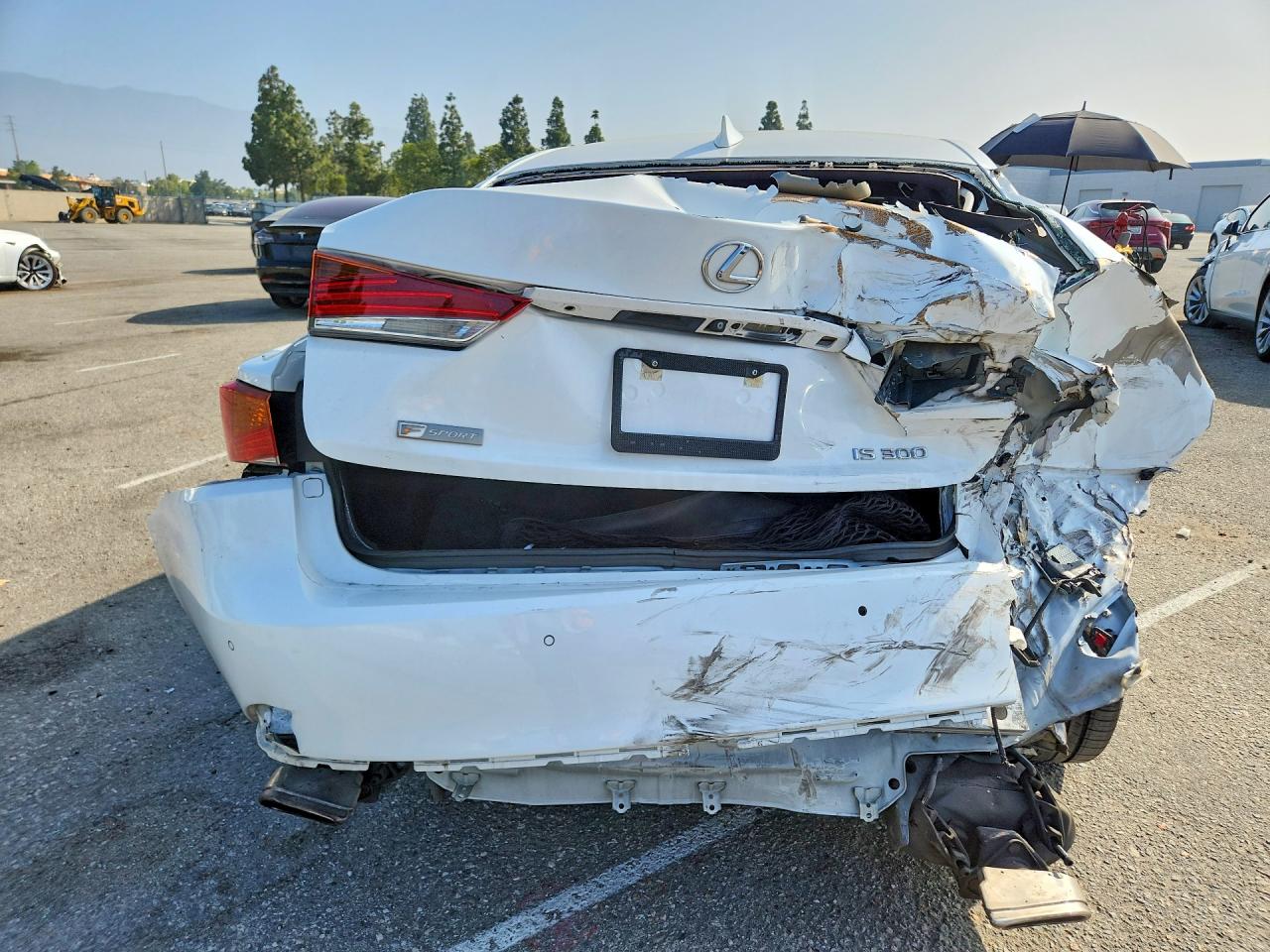 2019 Lexus Is 300 White vin: JTHBA1D21K5092473