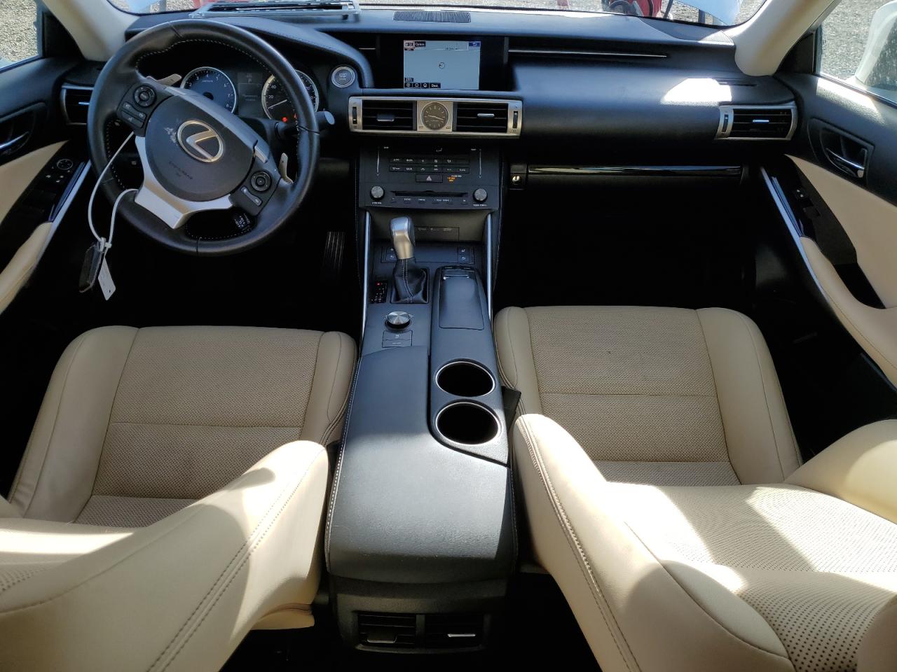 2016 Lexus Is 200t White vin: JTHBA1D22G5037134