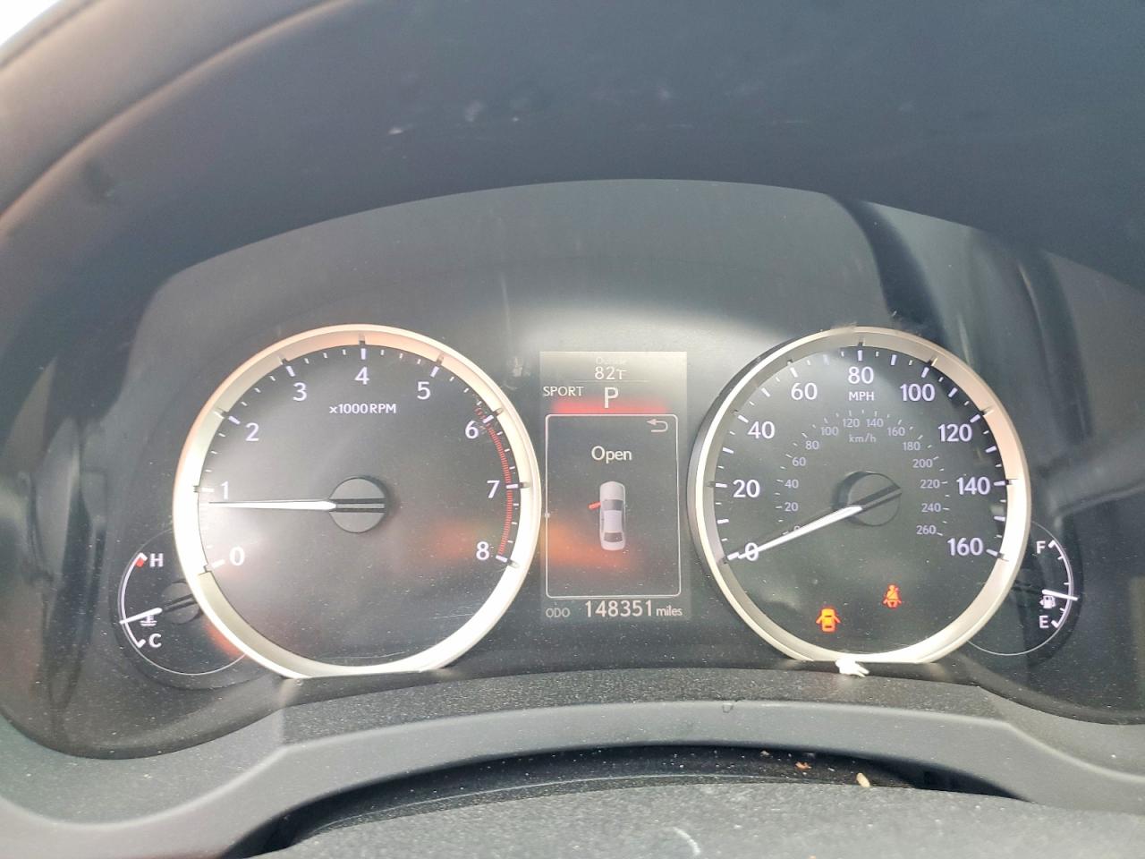 2016 Lexus Is 200t Base Серебряный vin: JTHBA1D23G5001792