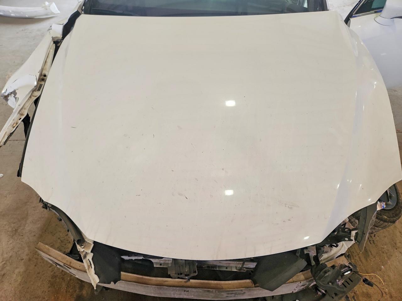 2016 Lexus Is 200t White vin: JTHBA1D24G5005236