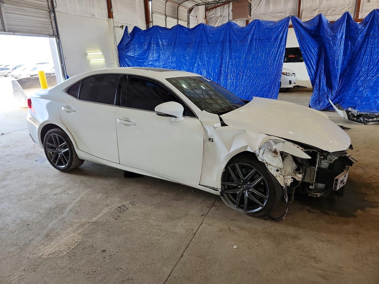 2016 Lexus Is 200t White vin: JTHBA1D24G5005236