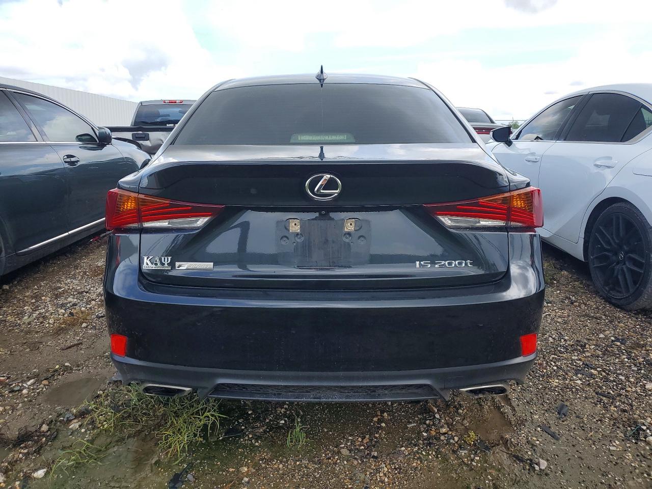 2017 Lexus Is 200t Черный vin: JTHBA1D24H5041431