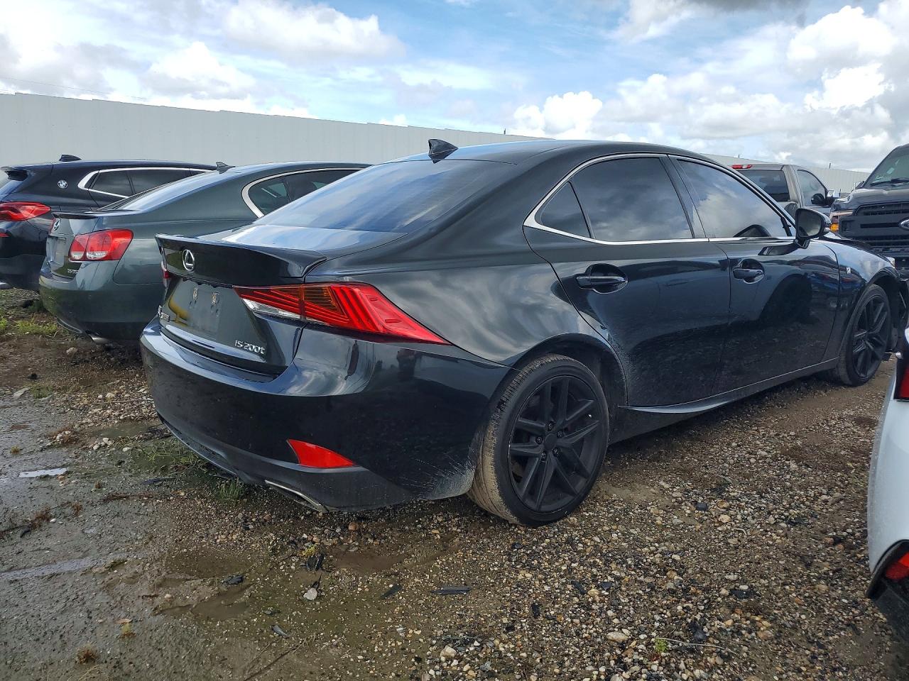 2017 Lexus Is 200t Черный vin: JTHBA1D24H5041431