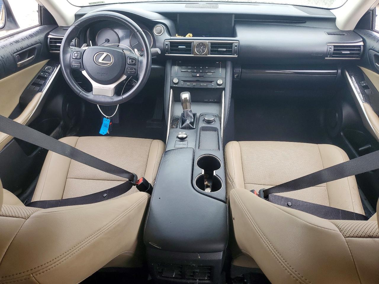 2018 Lexus Is 300 Base White vin: JTHBA1D24J5083913
