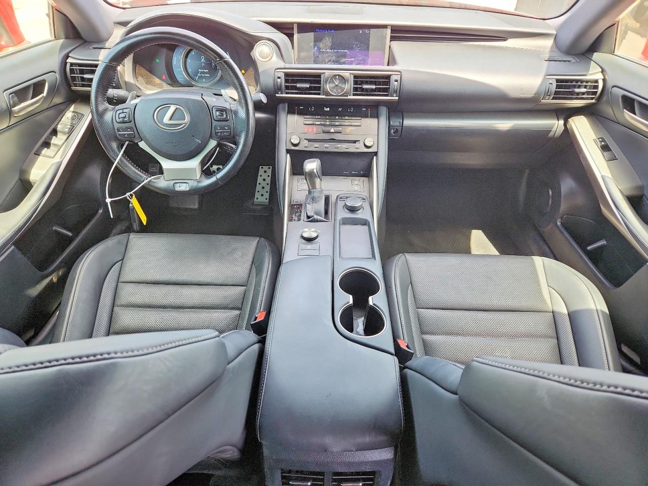 2017 Lexus Is Red vin: JTHBA1D26H5044976