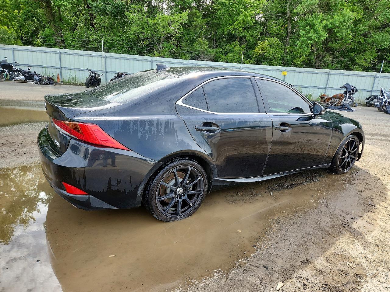 2017 Lexus Is 200t Черный vin: JTHBA1D26H5048395